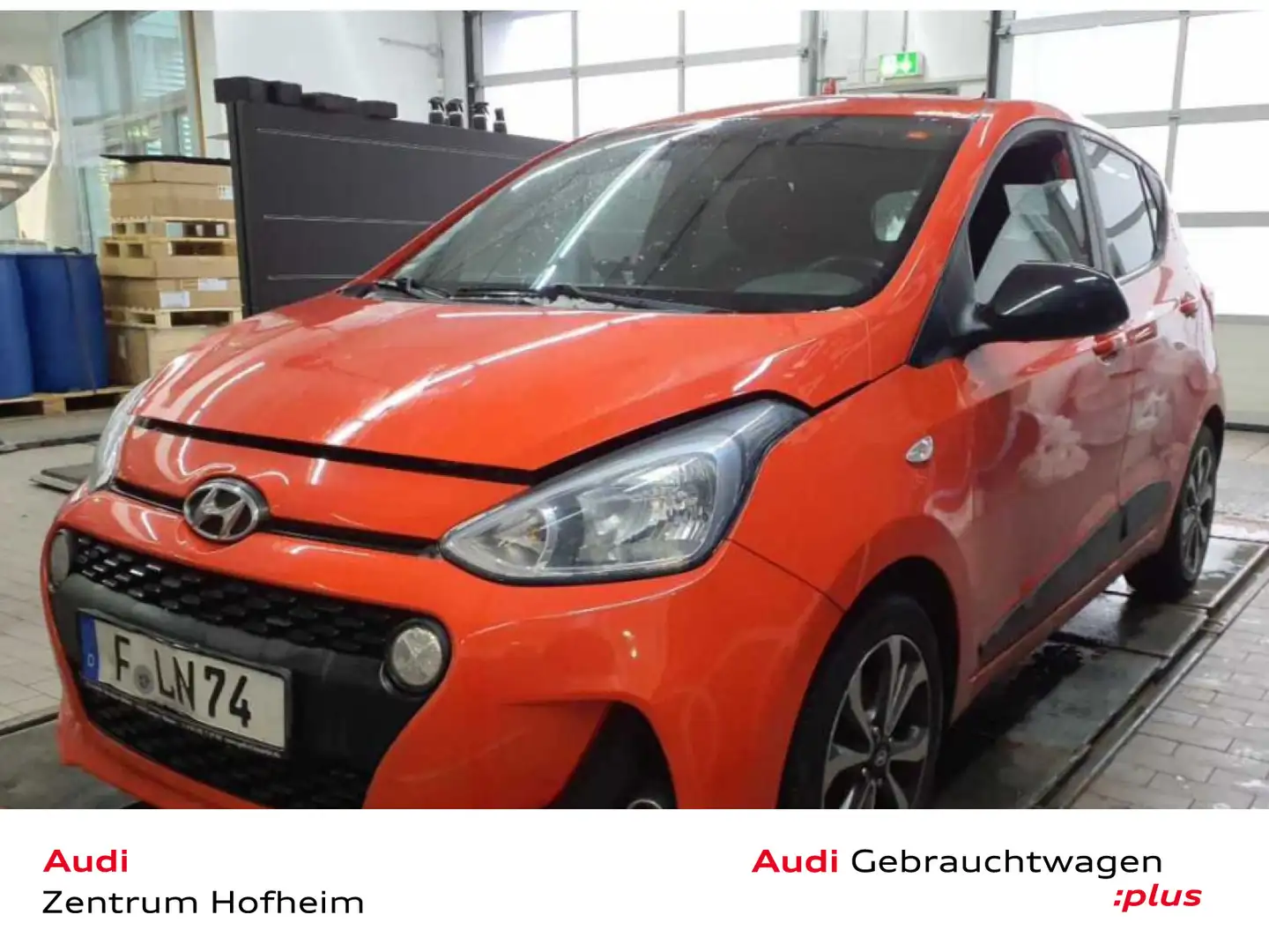 Hyundai i10 1.2 Passion +  Automatik*Klimaautomatik*SHZ* Rouge - 1