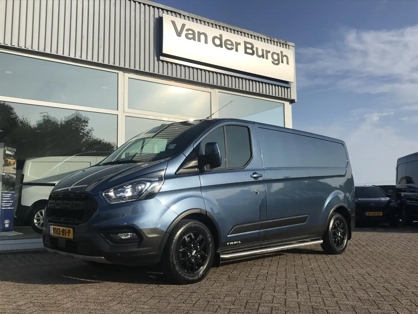 Ford Transit Custom Trail 2.0 TDCi 130pk 300 L2H1 Ford Transit Custom - 2