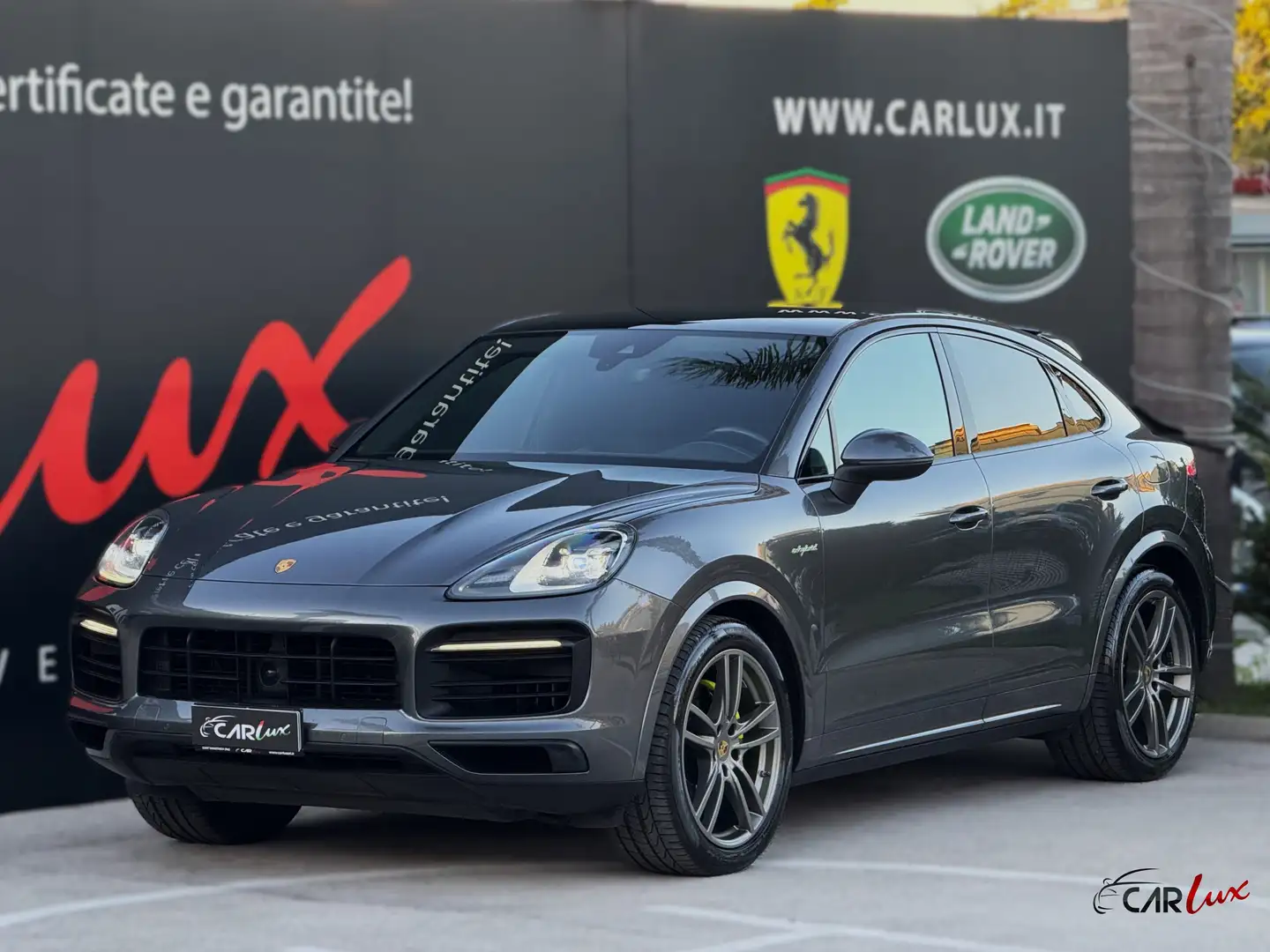 Porsche Cayenne Coupe 3.0 E-Hybrid Tiptronic 340CV TETTO PASM Grigio - 1
