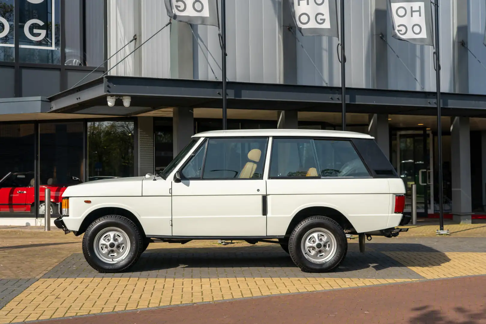 Land Rover Range Rover 3.5 V8 manual bijela - 2