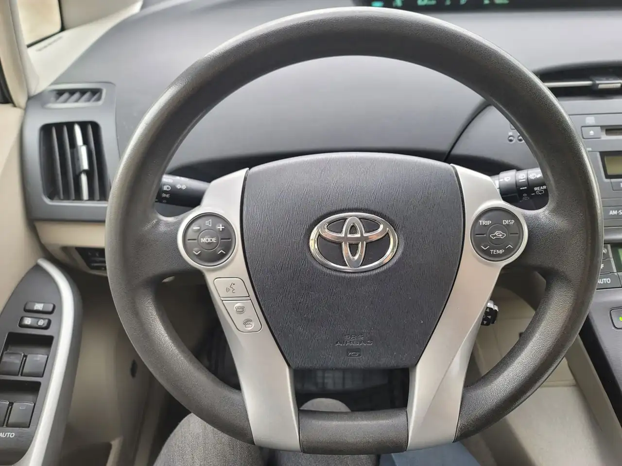 Toyota Prius снимка Toyota Prius