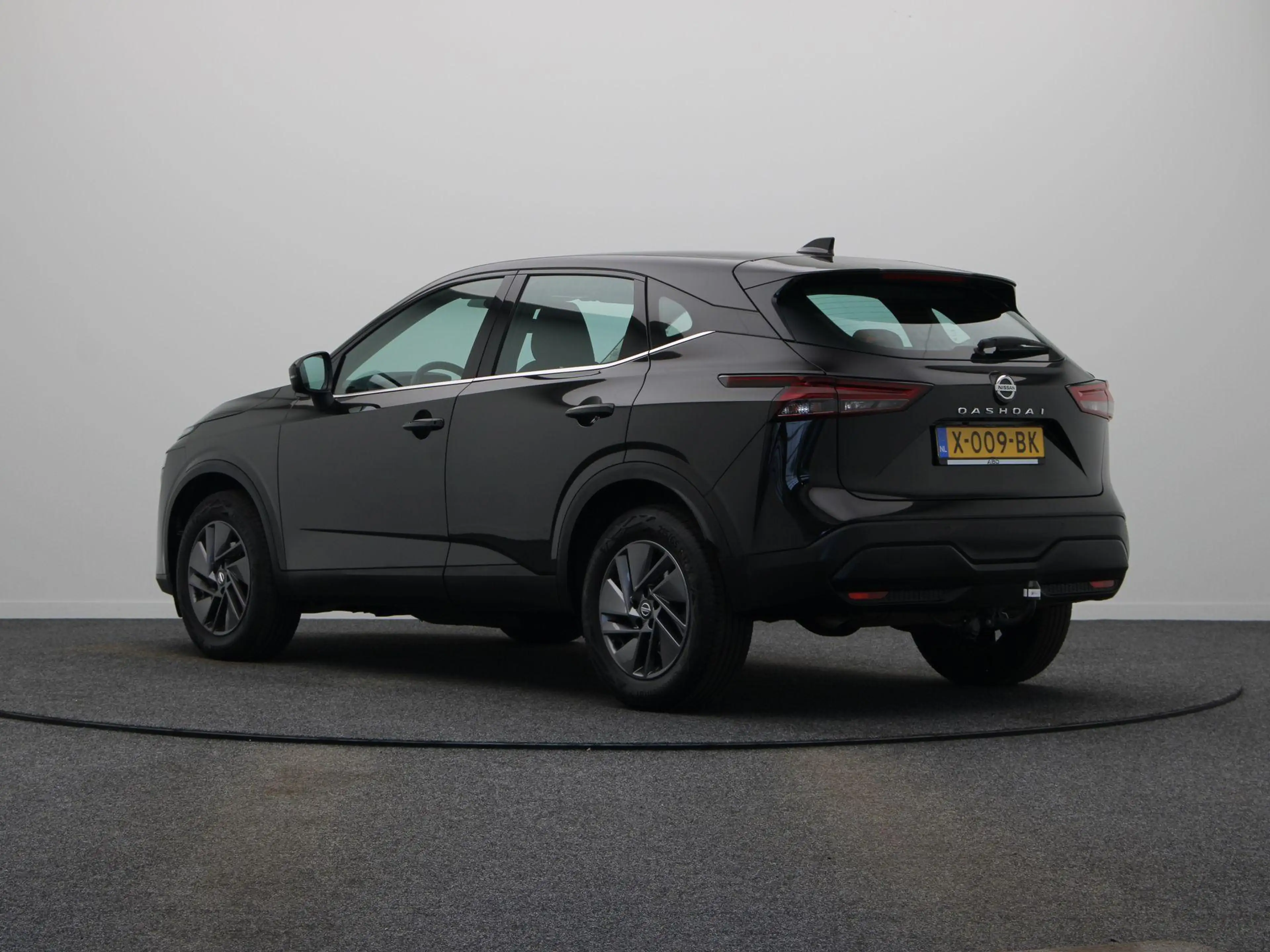Nissan Qashqai 158pk MHEV Xtronic Acenta | Trekhaak | 360 ° Camer — photo 2