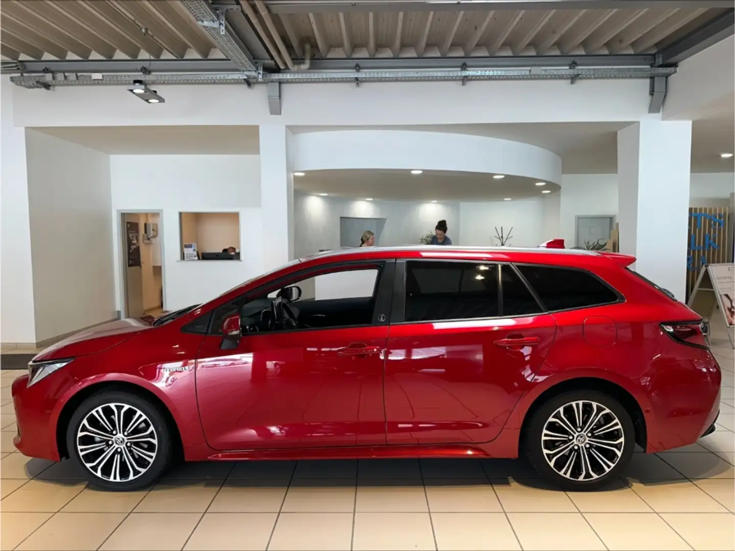 Toyota Corolla TS Hyb Team D (Kamera, Apple Carplay) Rot - 2