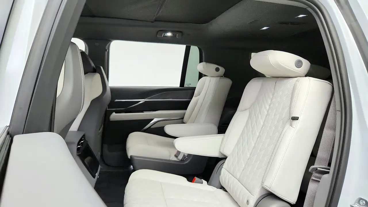 Cadillac Escalade снимка Cadillac Escalade