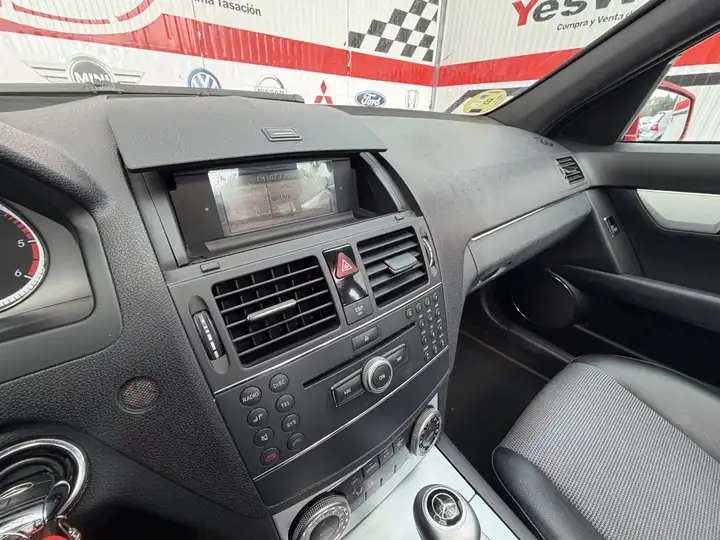 Mercedes-Benz Clase C 2009, foto 15