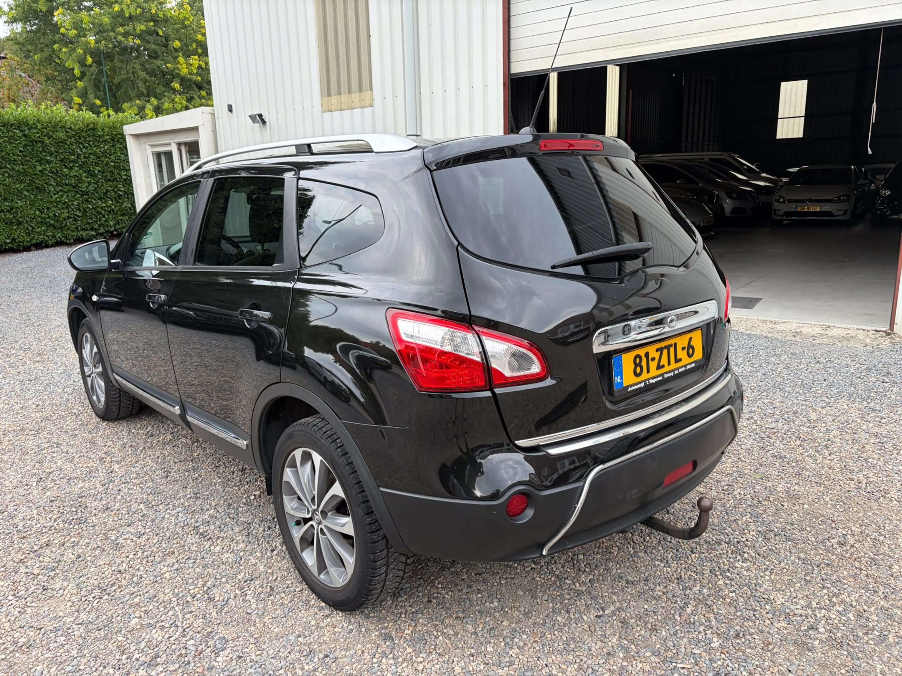 Nissan Qashqai+2 2.0 Connect Edition 4WD 7P Leer — photo 6