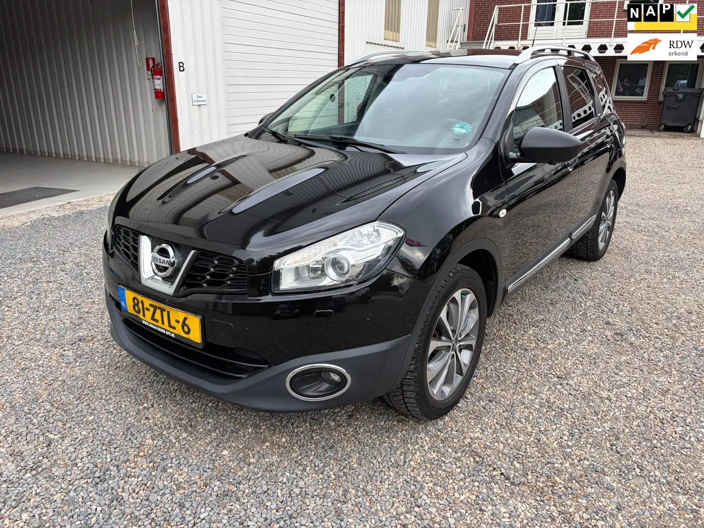 Nissan Qashqai+2 2.0 Connect Edition 4WD 7P Leer Schwarz - 1