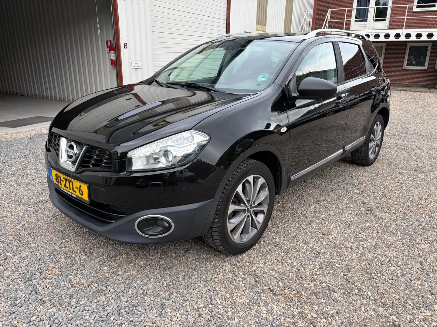Nissan Qashqai+2 2.0 Connect Edition 4WD 7P Leer Schwarz - 2