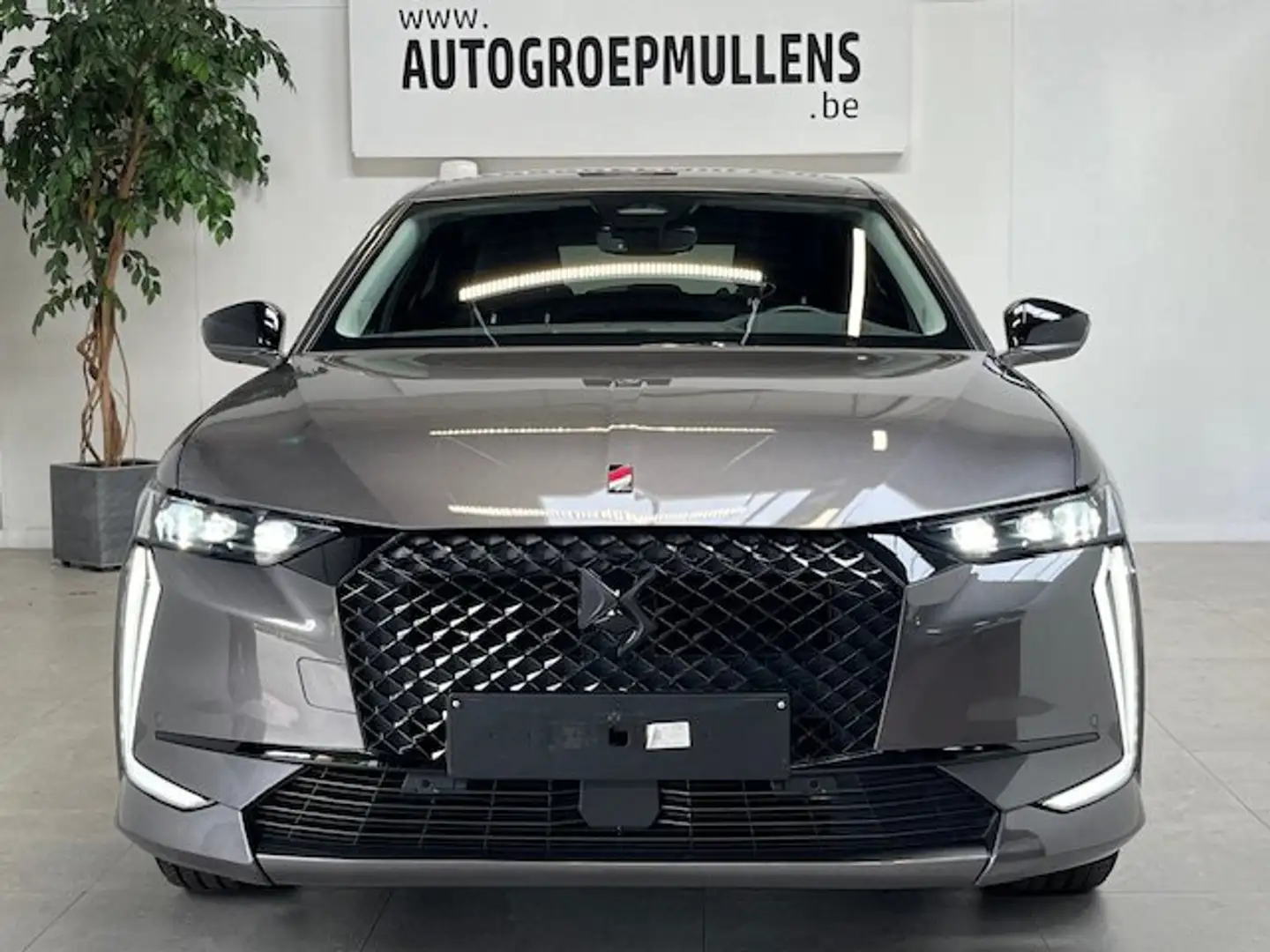 DS Automobiles DS 4 PureTech Performance Line AUT Zwart - 2