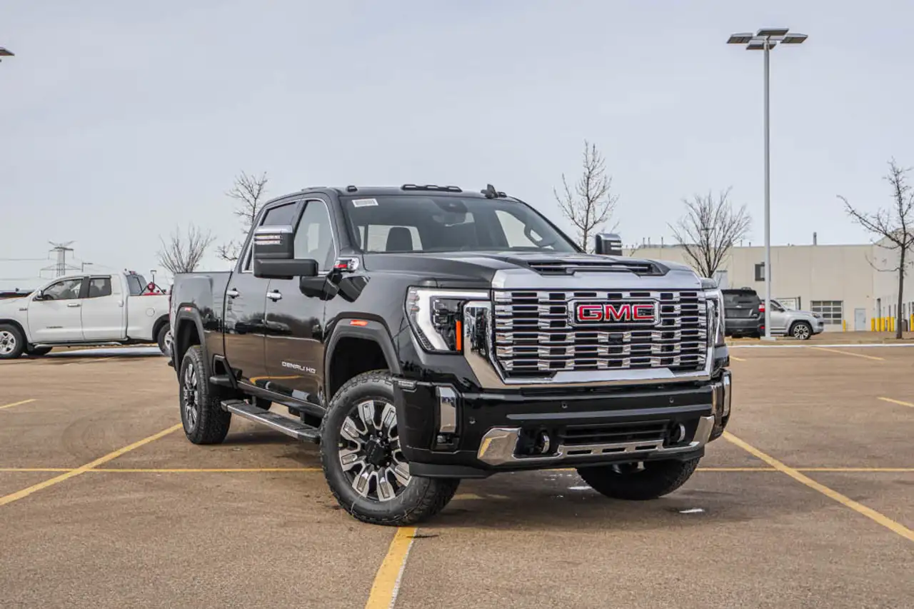 GMC Sierra 3500HD снимка GMC Sierra 3500HD