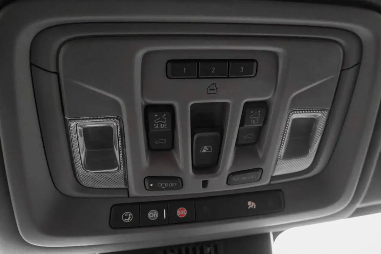 GMC Sierra 3500HD снимка GMC Sierra 3500HD