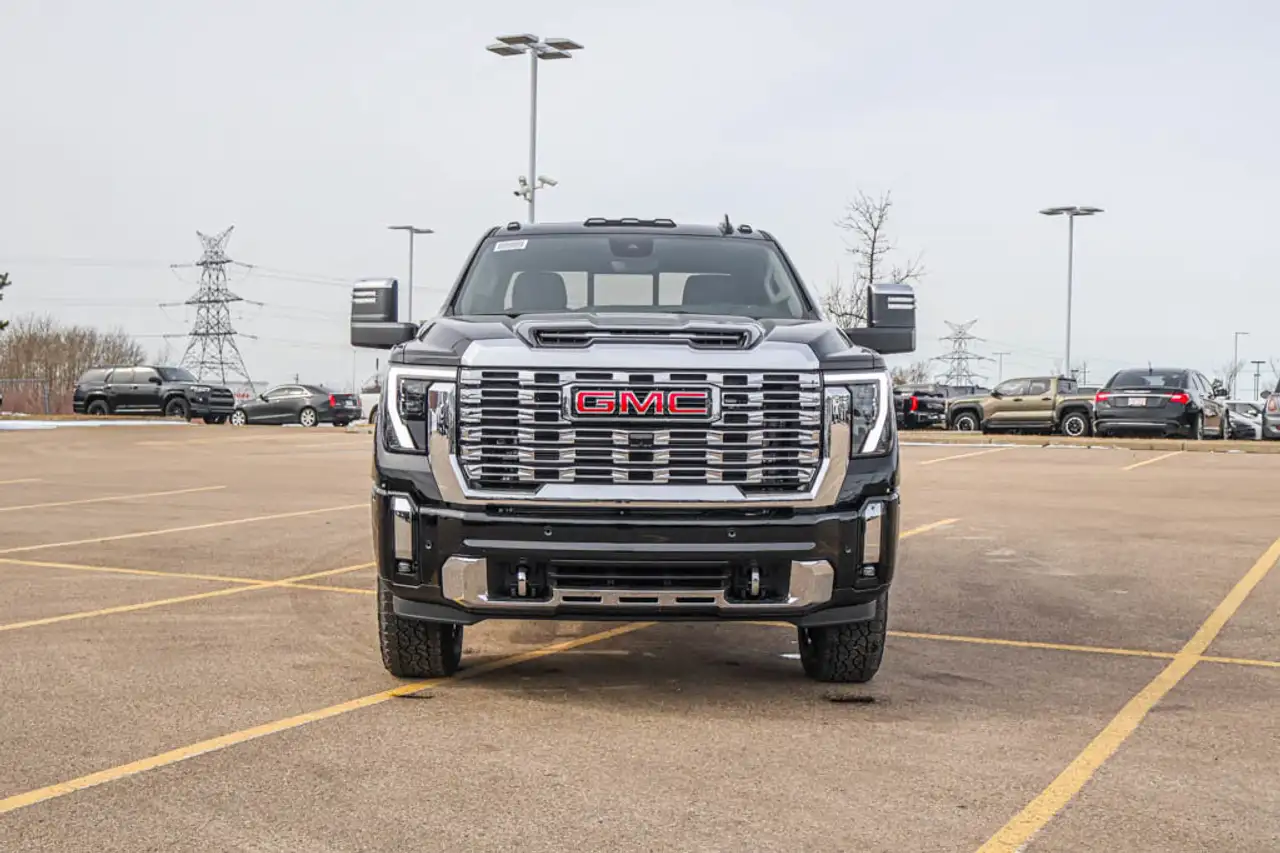GMC Sierra 3500HD снимка GMC Sierra 3500HD