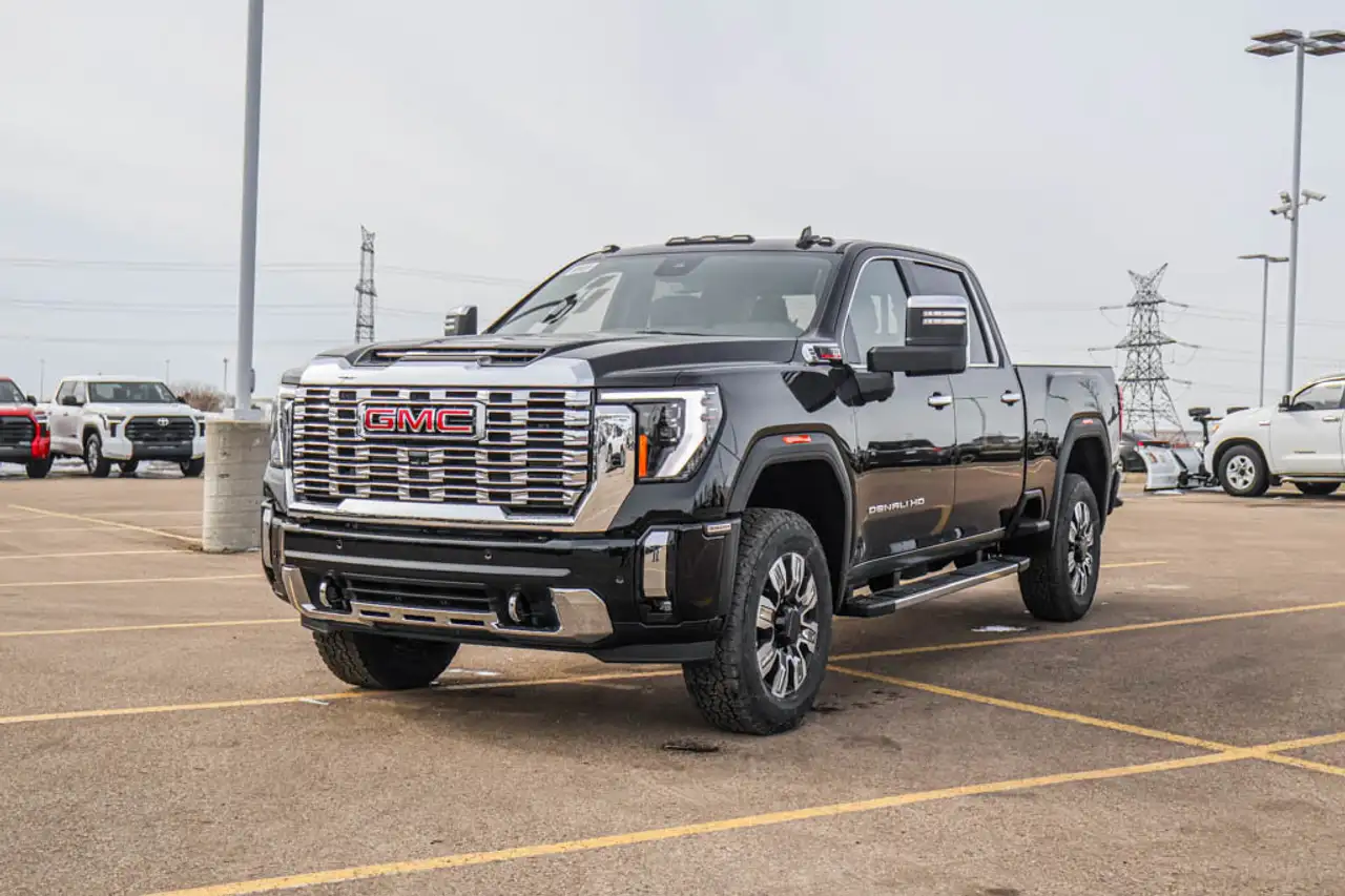 GMC Sierra 3500HD снимка GMC Sierra 3500HD