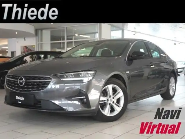 Opel Insignia main image