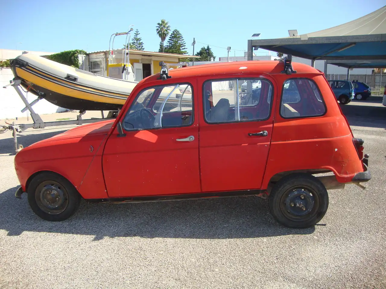 Renault R 4 900, foto 2