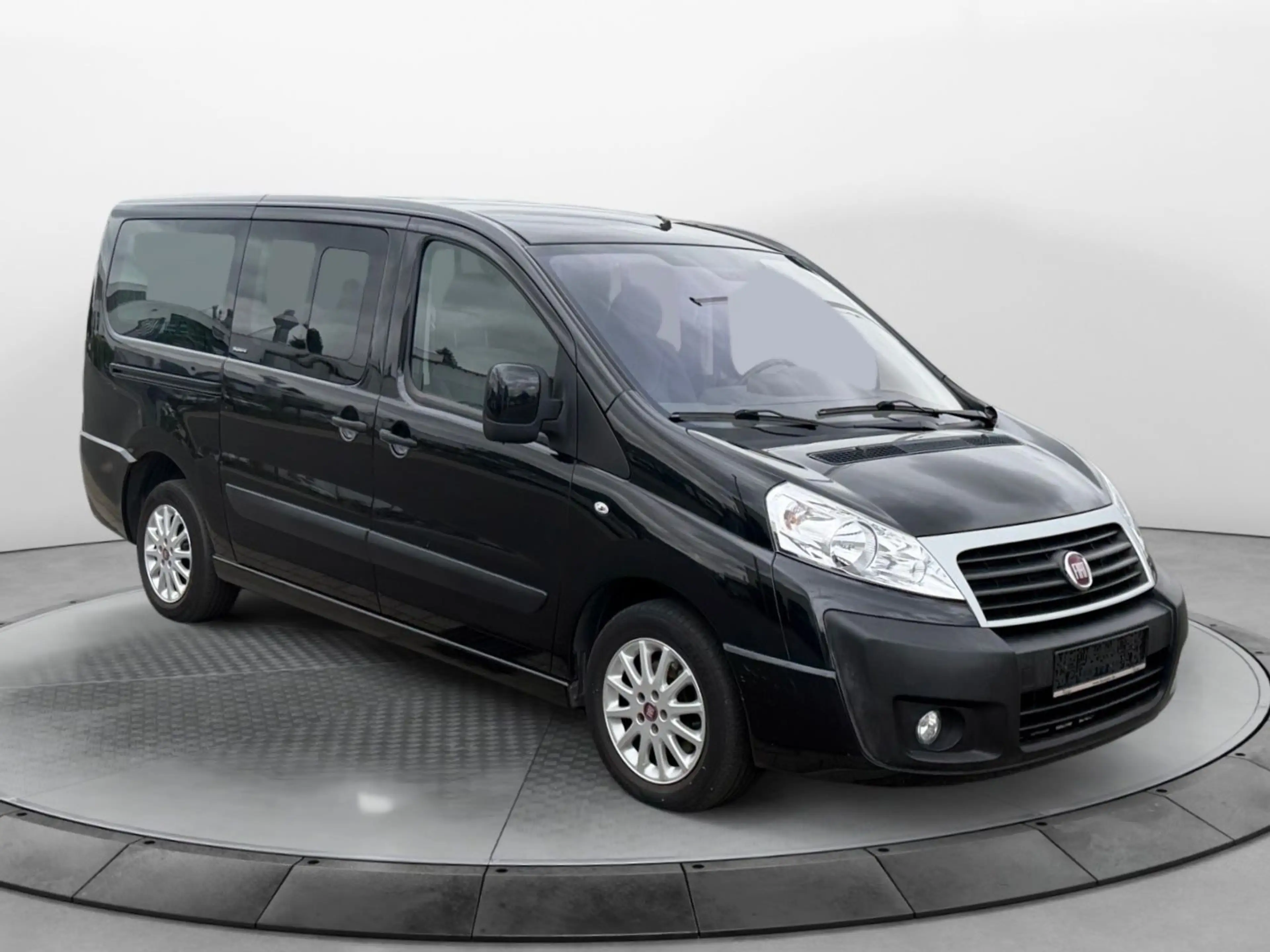 Fiat Scudo 2.0 Panorama Executive L2H1 130 Multijet — photo 7