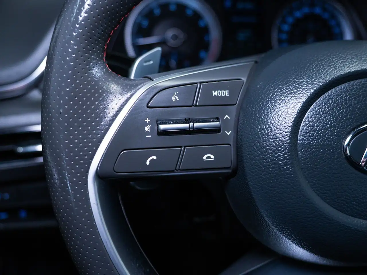 Hyundai SONATA снимка Hyundai SONATA