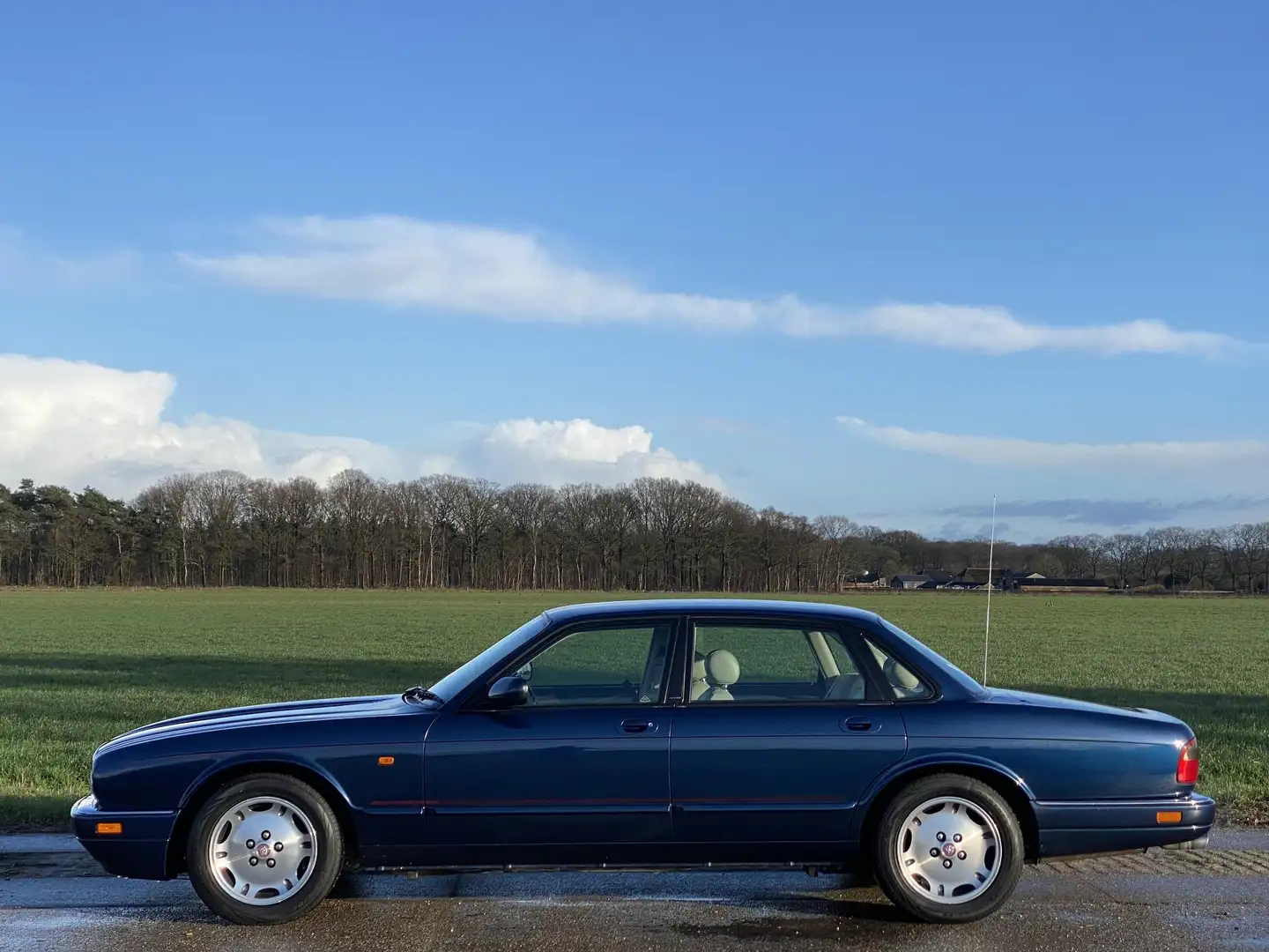 Jaguar XJ 3.2 Azul - 2