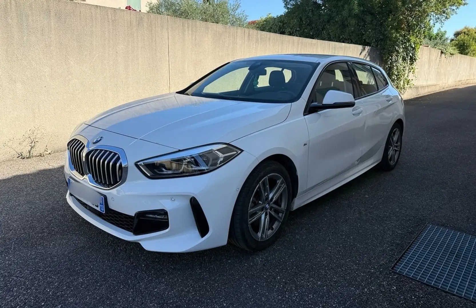 BMW Série 1 116iA 109ch M Sport DKG7 Білий - 1