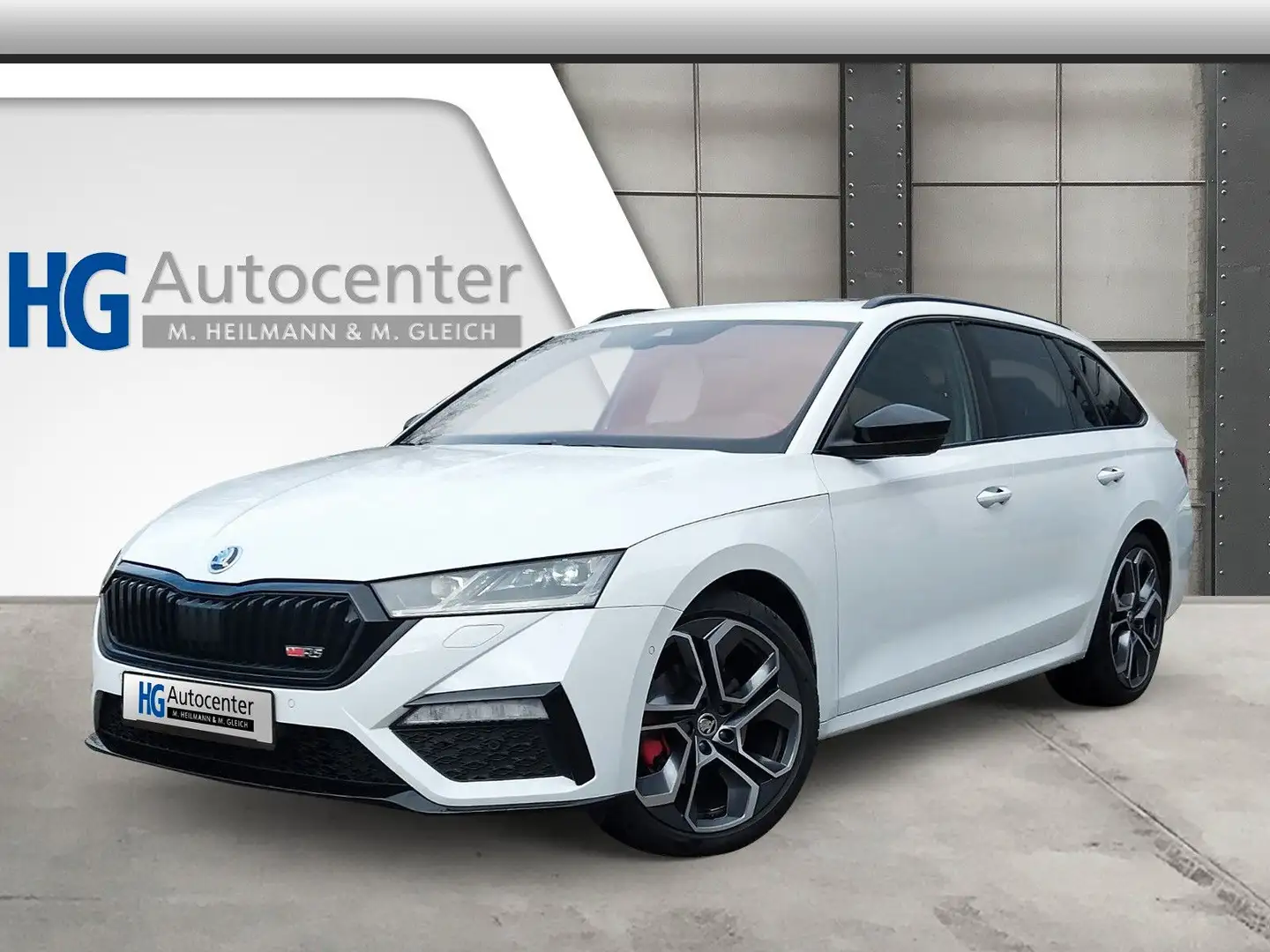 Skoda Octavia Combi RS 4x4 AHK Pano 19" HeadUp Blanc - 1