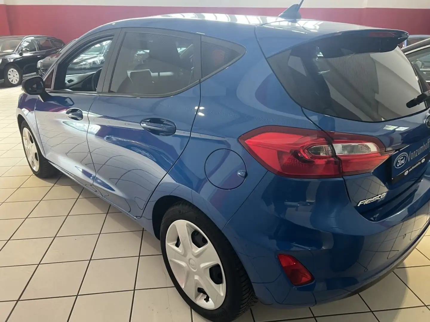 Ford Fiesta 1.1 S&S COOL&CONNECT Bleu - 2