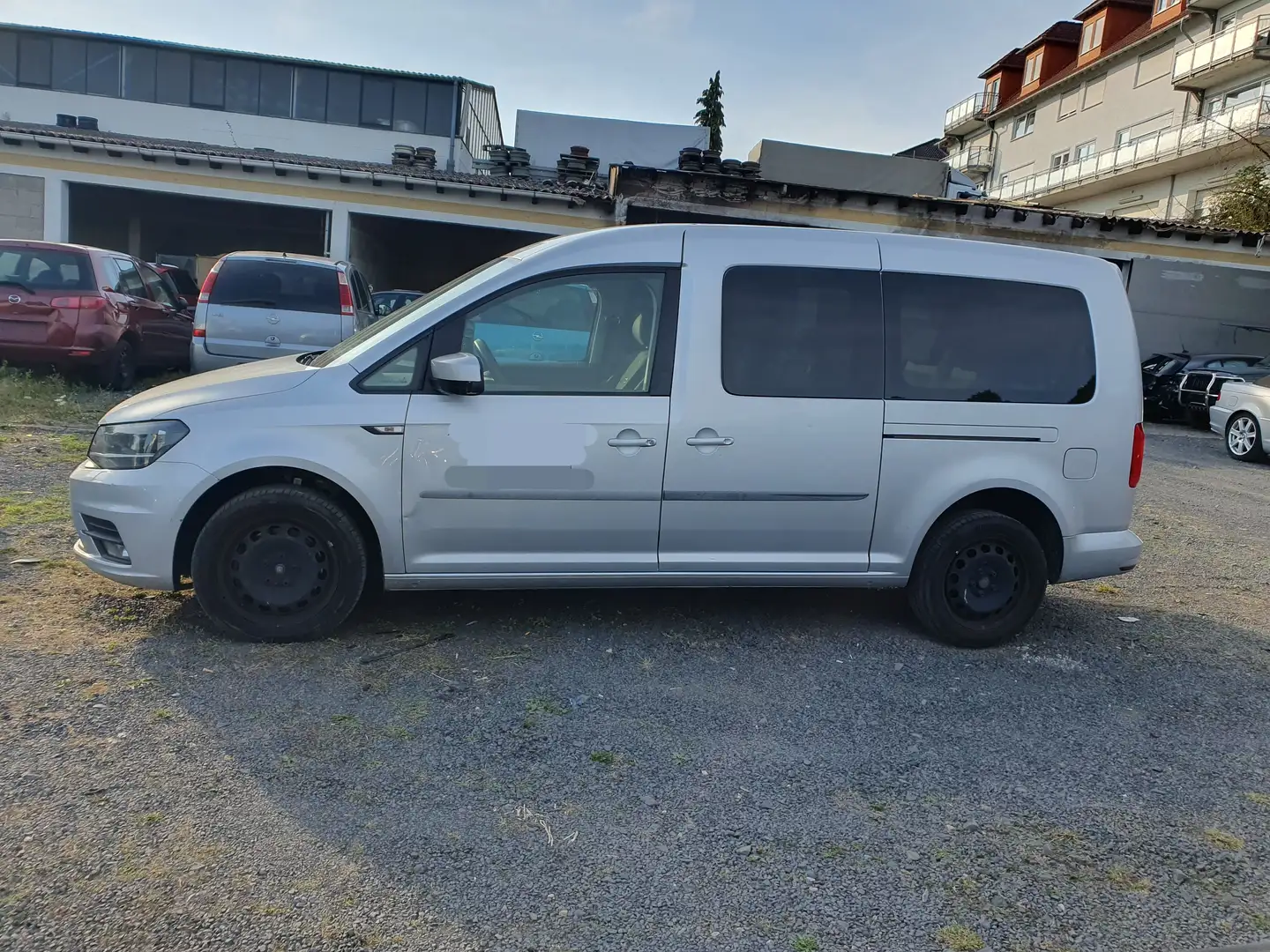 Volkswagen Caddy Maxi Trendline BMT Gris - 2