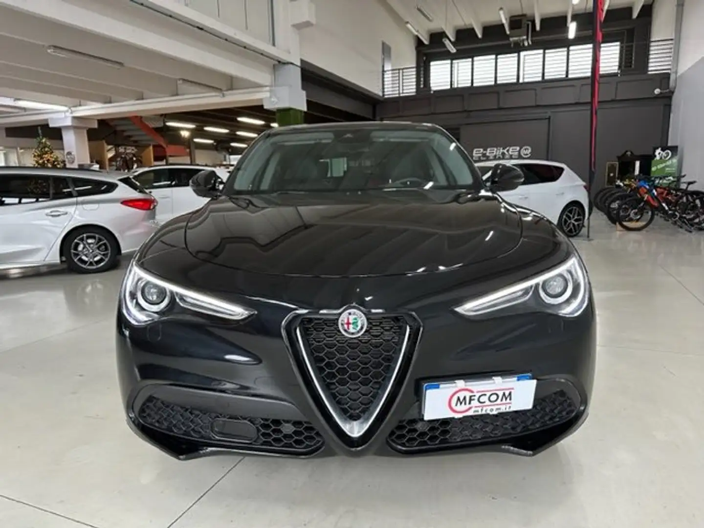 Alfa Romeo Stelvio 2.2 t Ti Q4 210cv auto Nero - 2