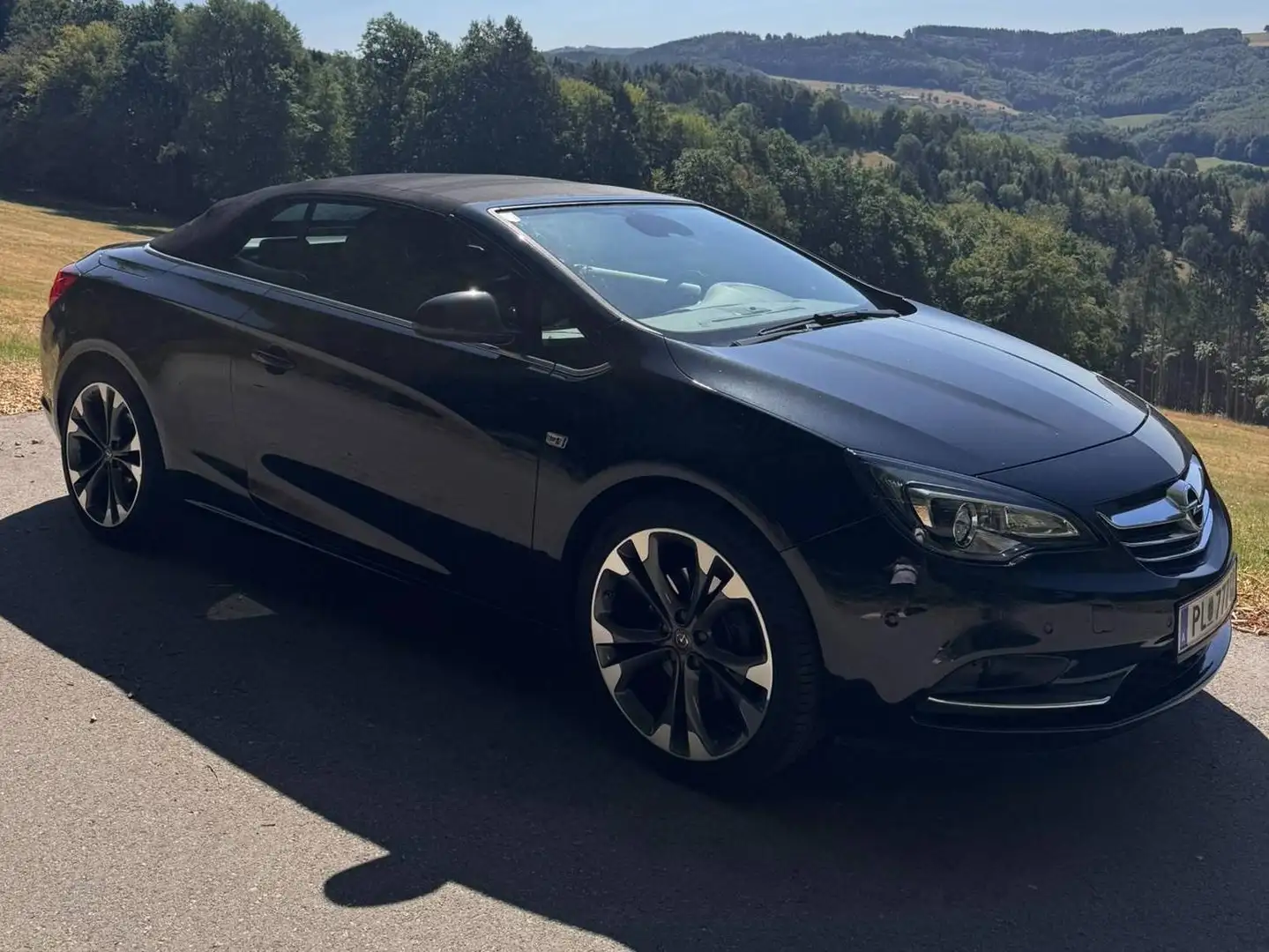 Opel Cascada Cascada 2,0 BiTurbo CDTI Ecoflex Cosmo Start/Stop System Cosmo Schwarz - 2