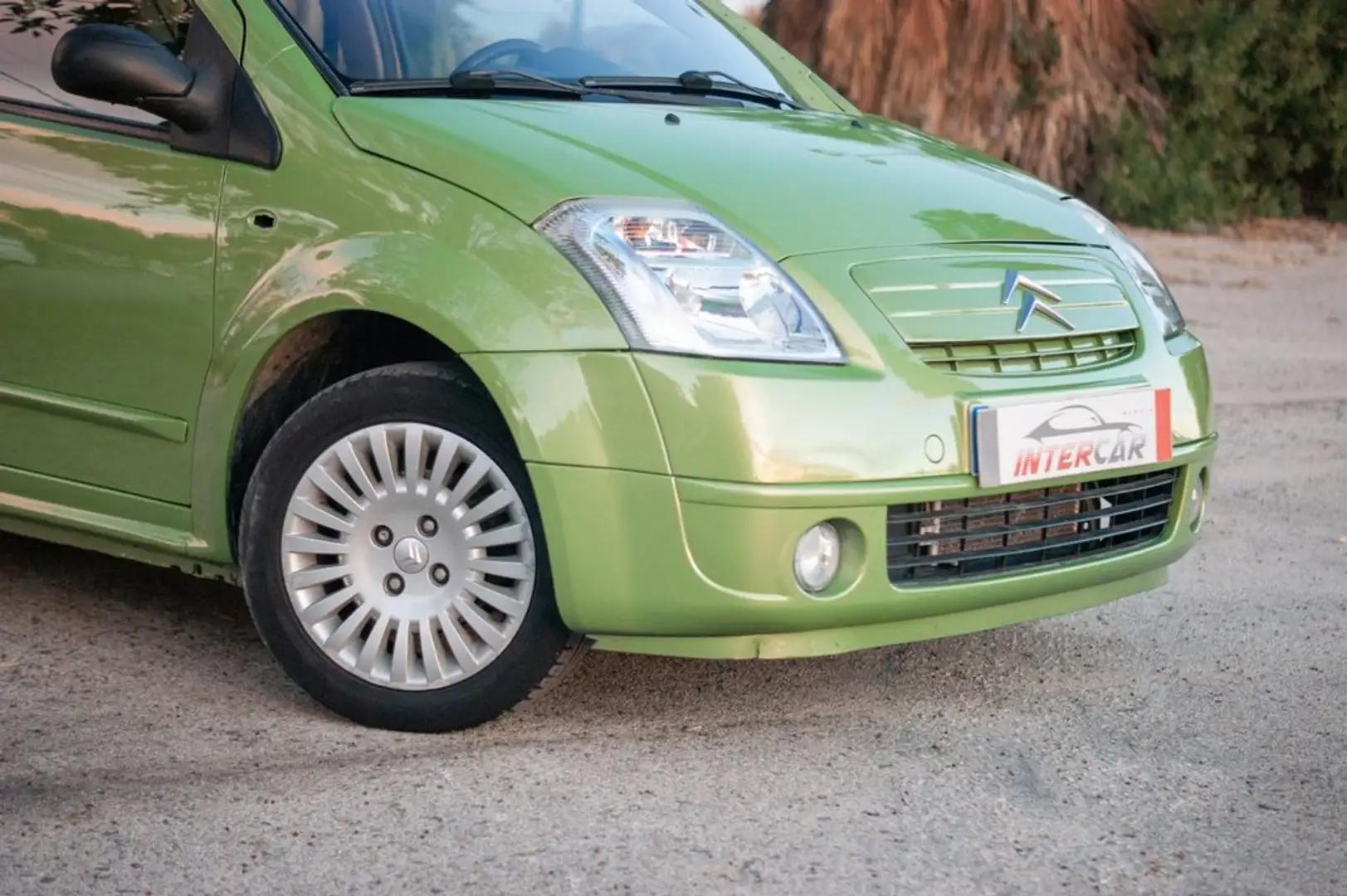 Citroen C2 1.4 HDI SX Verde - 2