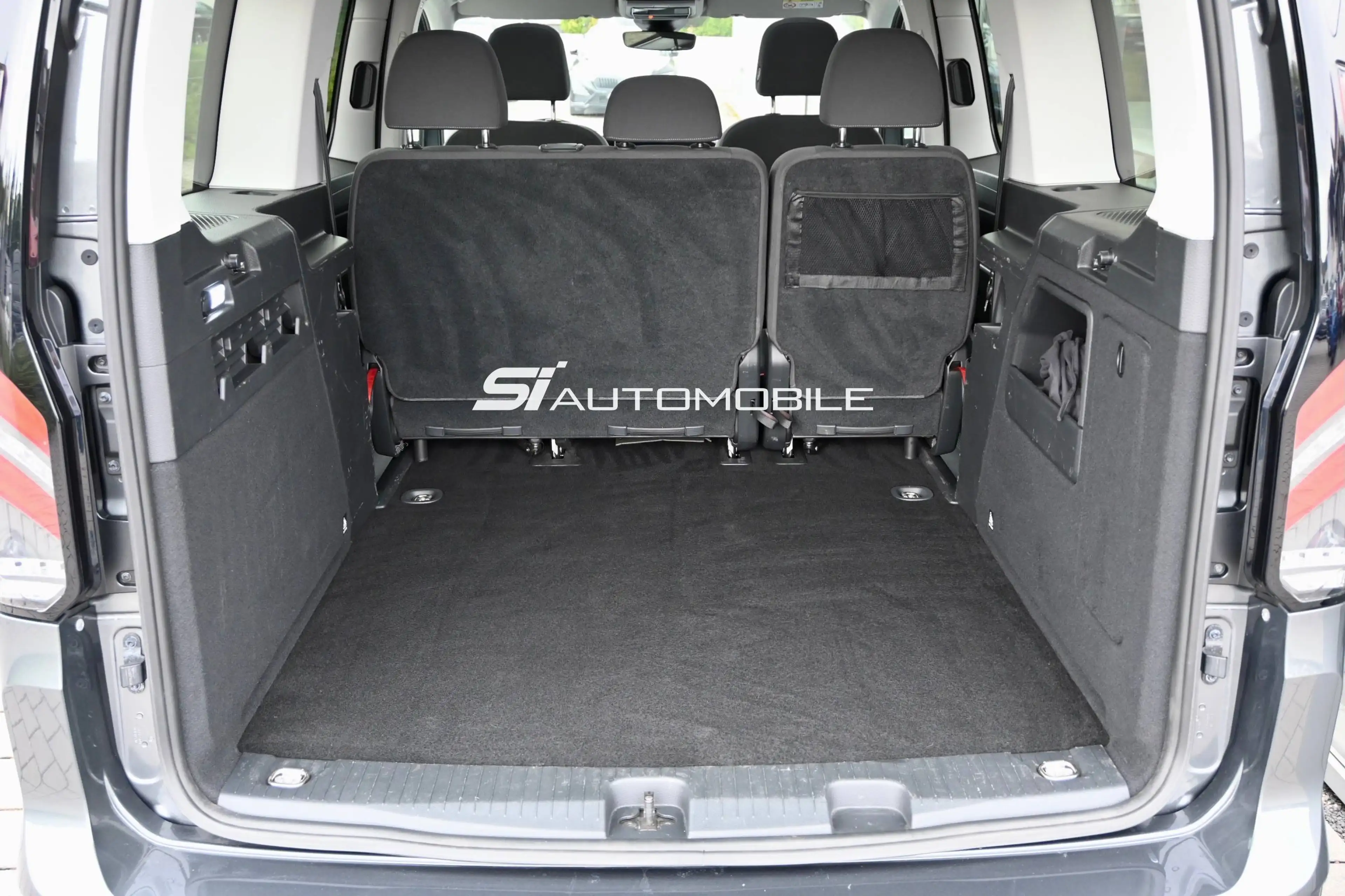 Ford Grand Tourneo Titanium 2.0 d Titanium Aut °PANO°KAM°8FACH° — photo 15