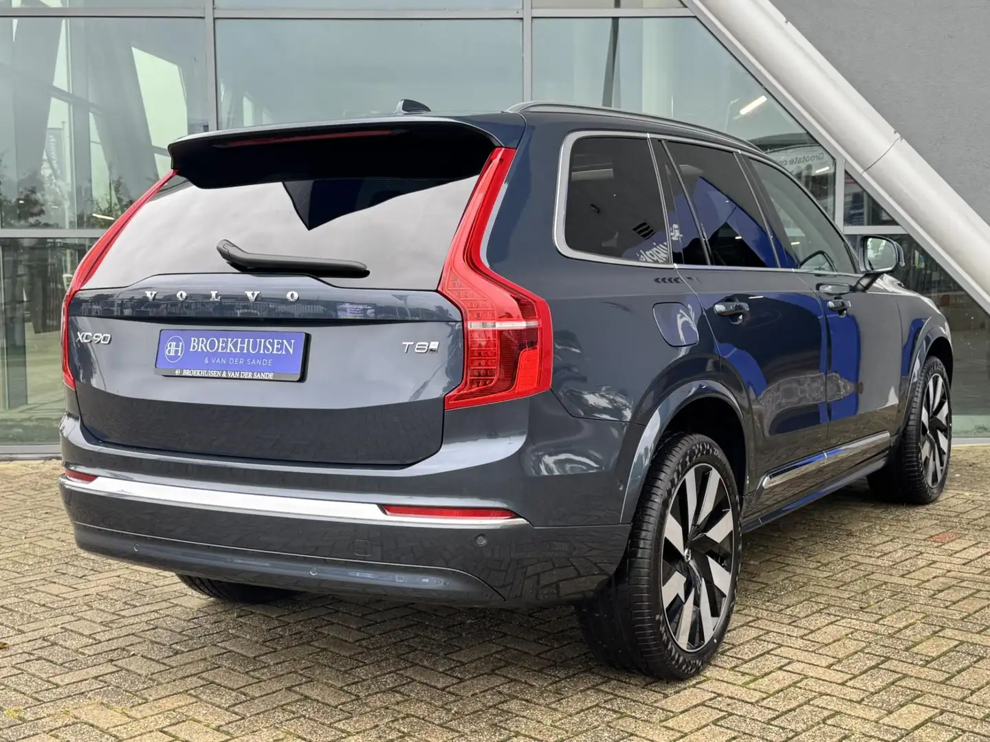 Volvo XC90 2.0 T8 Recharge AWD Plus Bright 455pk Panoramadak Azul - 2
