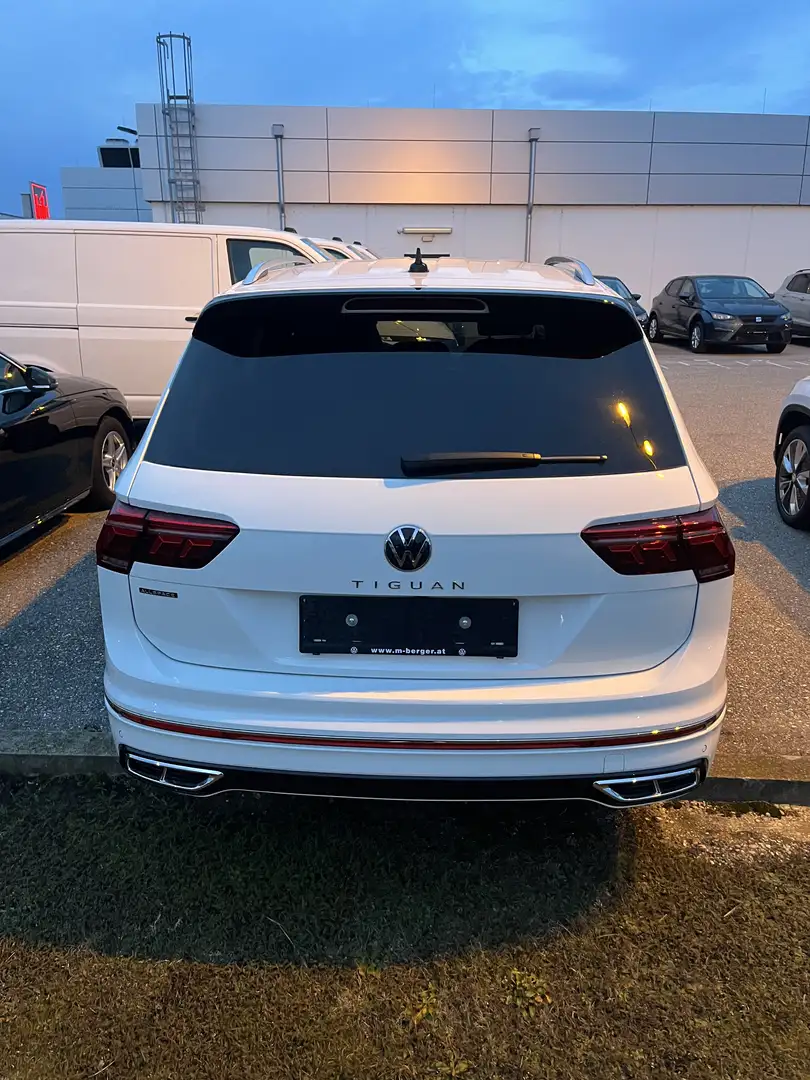 Volkswagen Tiguan Allspace Tiguan 1,5 TSI ACT Allspace DSG R-Line R-Line Weiß - 2