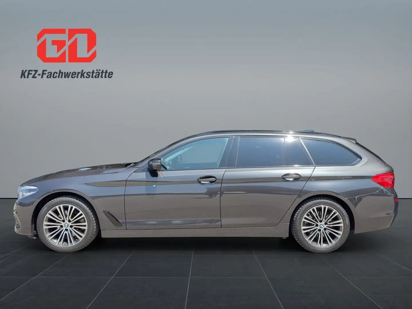 BMW 520 d xDrive Sport Line,Display Key.... Gris - 2