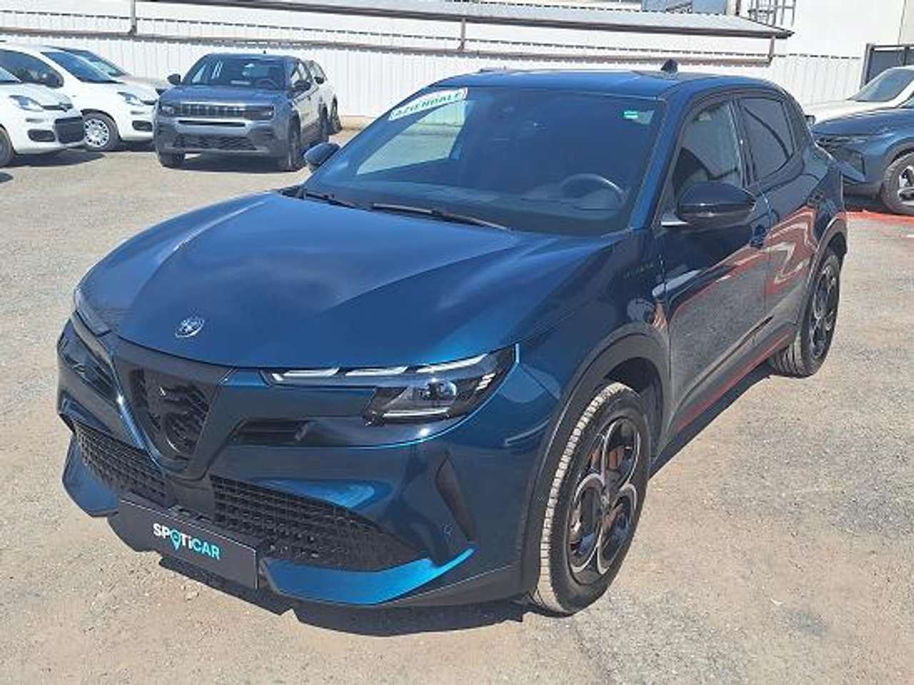 Alfa Romeo Junior Junior 1.2 ibrida Speciale 145cv edct6