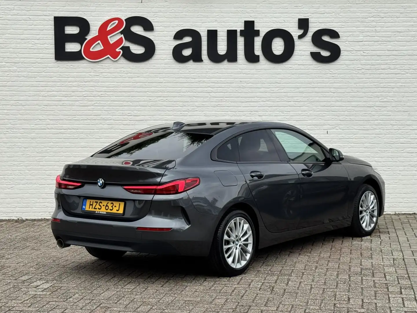 BMW 218 2-serie Gran Coupé 218i Executive Adaptive cruise Grijs - 2