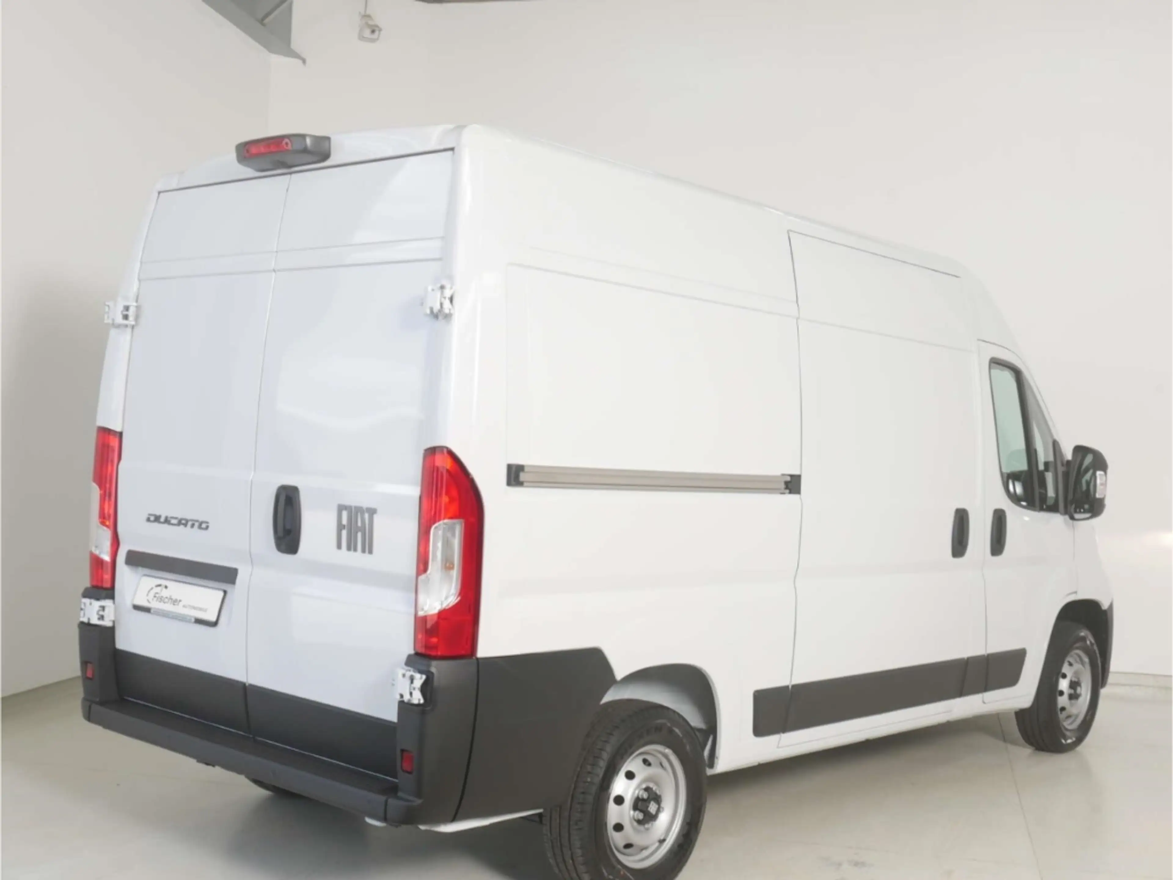 Fiat Ducato 2.2 M-Jet L2H2 Kastenwagen — photo 8
