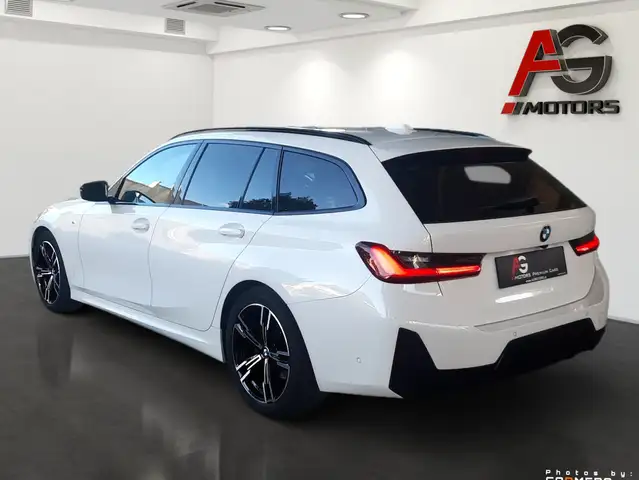 BMW 3 Series view 8