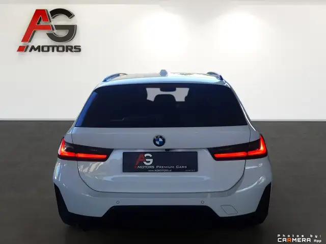 BMW 3 Series view 7