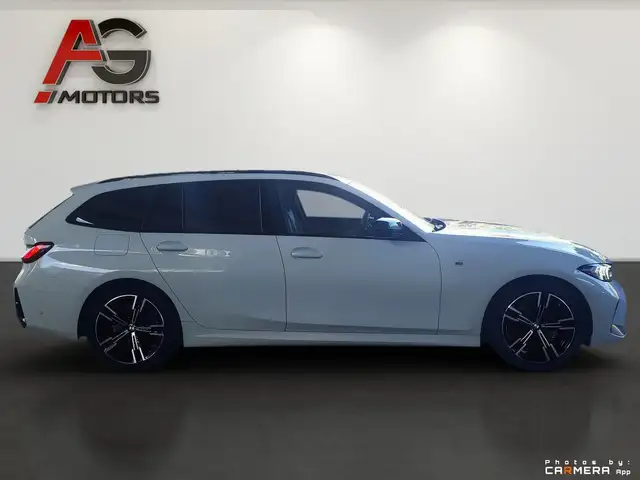 BMW 3 Series view 5
