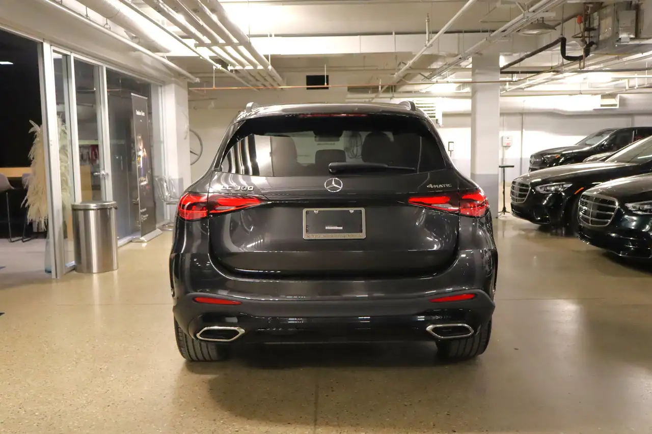 Mercedes-Benz GLC снимка Mercedes-Benz GLC