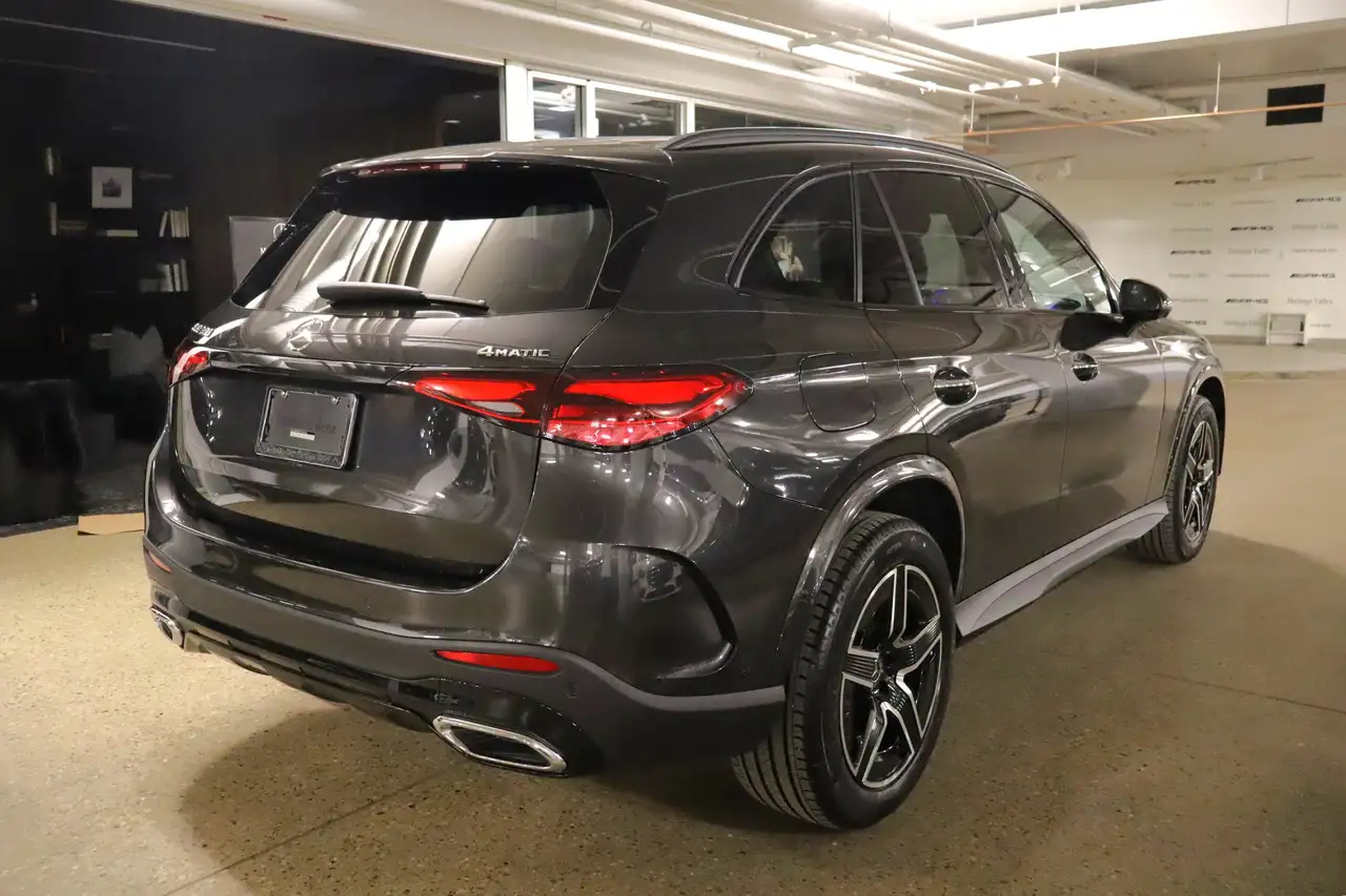 Mercedes-Benz GLC снимка Mercedes-Benz GLC
