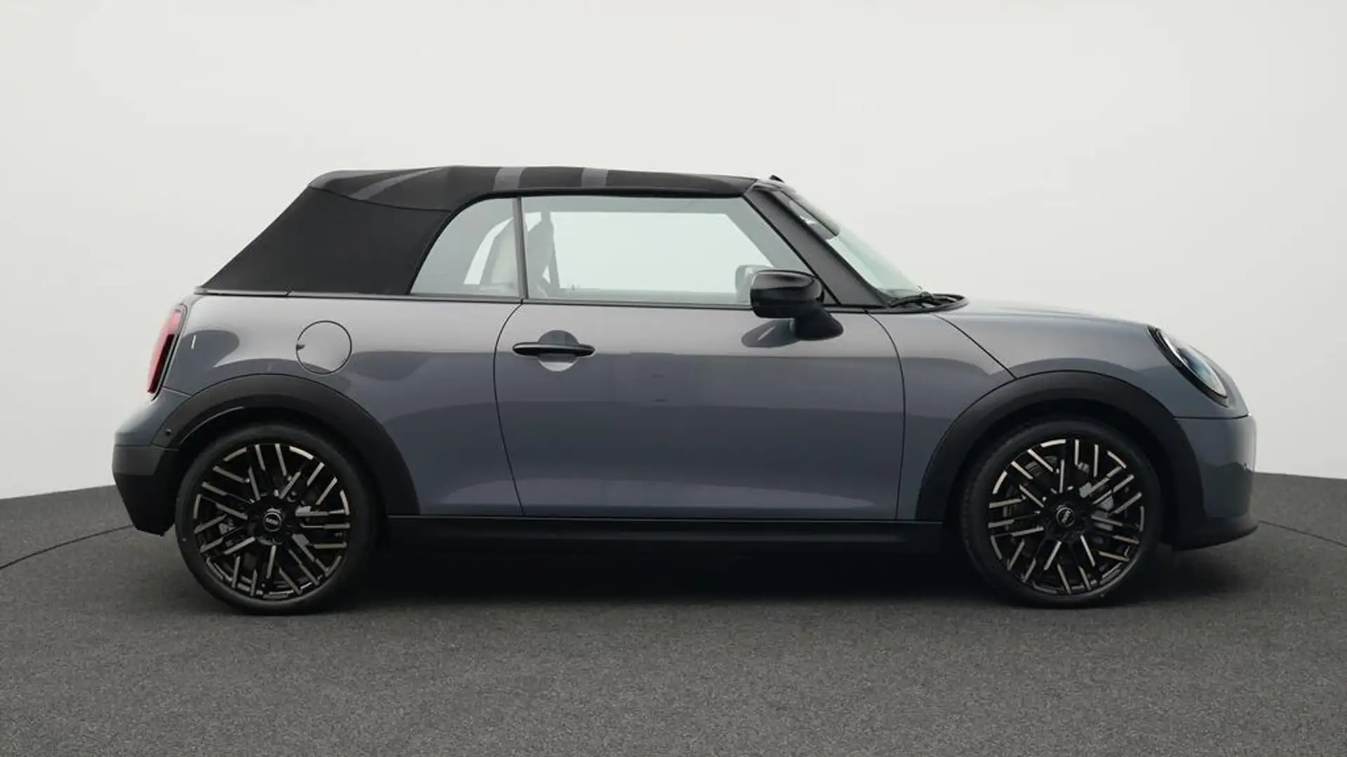 MINI Cooper S Cabrio Favoured Trim Grau - 2