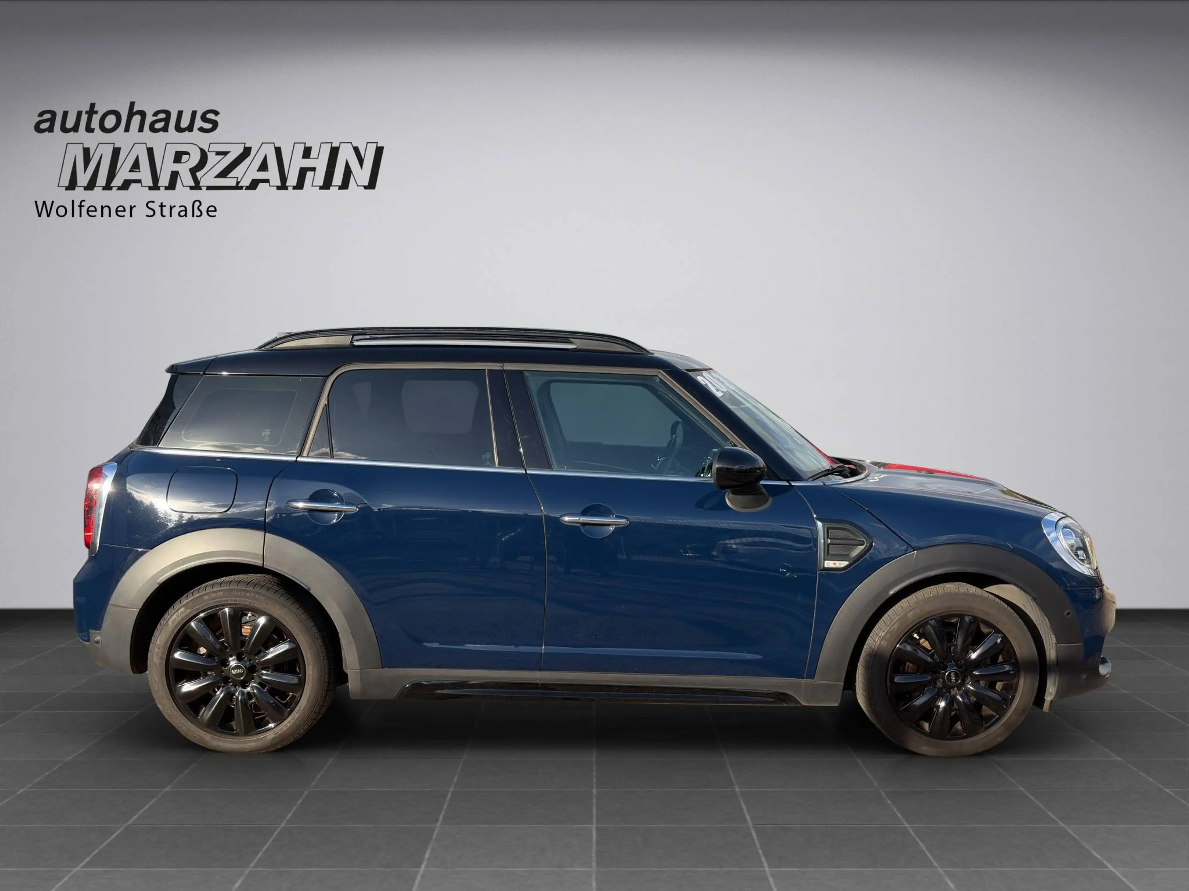 MINI Cooper Countryman Cooper — photo 8