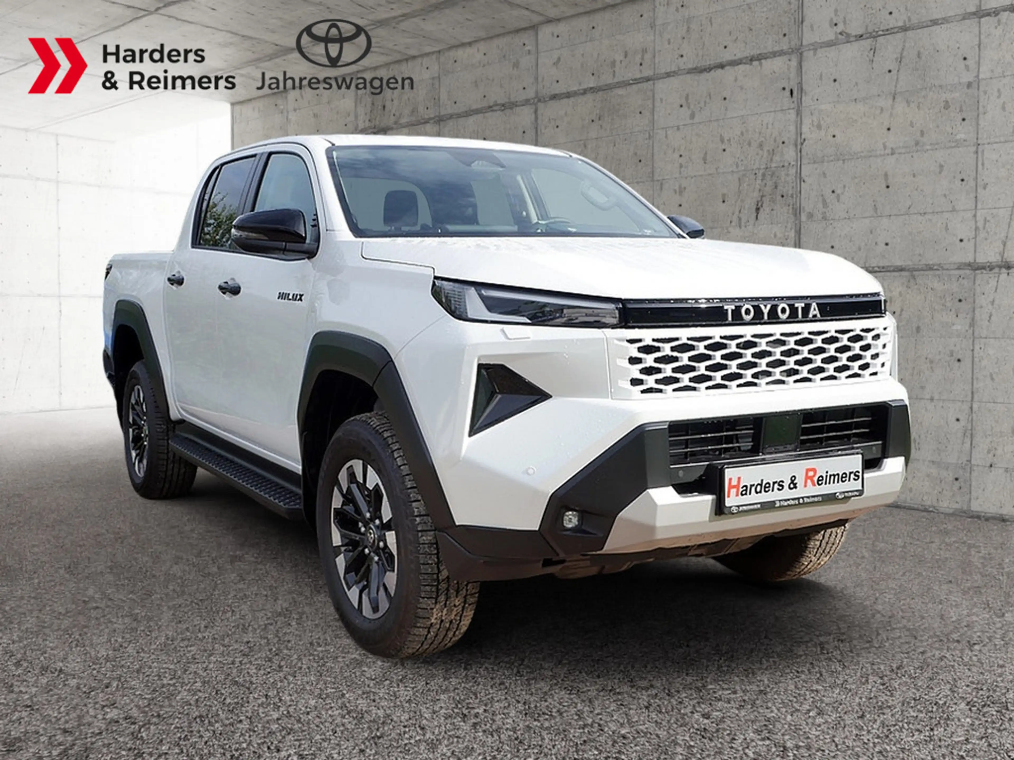 Toyota Hilux Double Cab 2.8 Executive