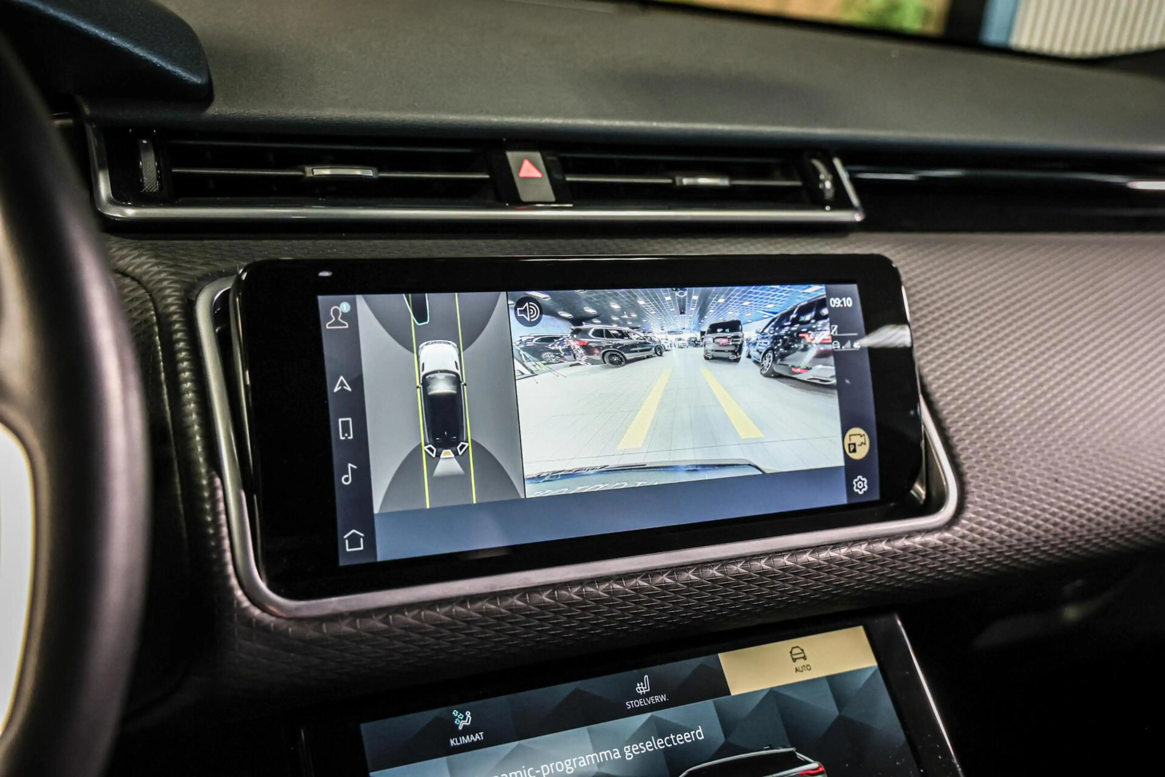 Land Rover Range Rover Velar 2.0 D200 AWD|Grijs kenteken — photo 37