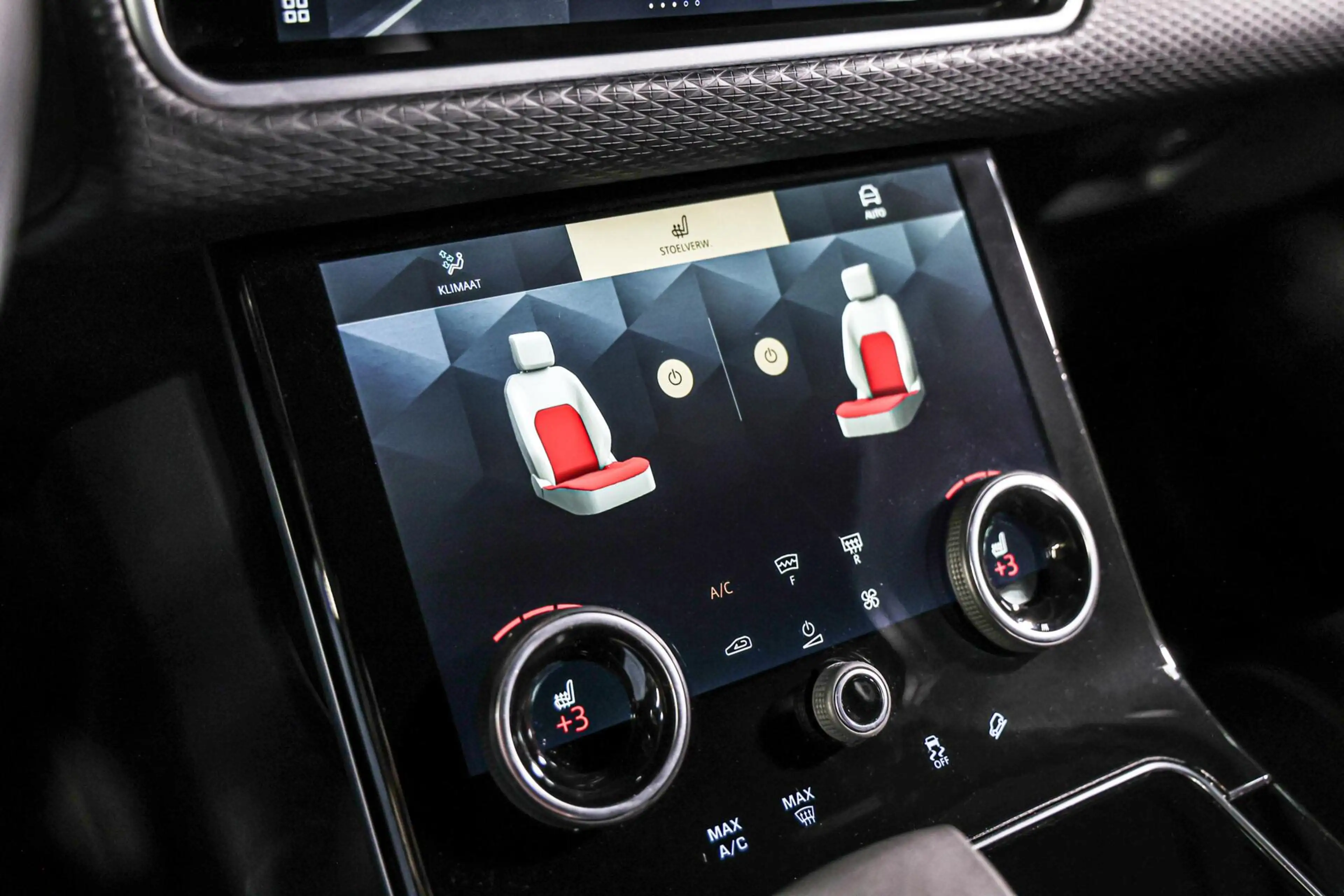 Land Rover Range Rover Velar 2.0 D200 AWD|Grijs kenteken — photo 42