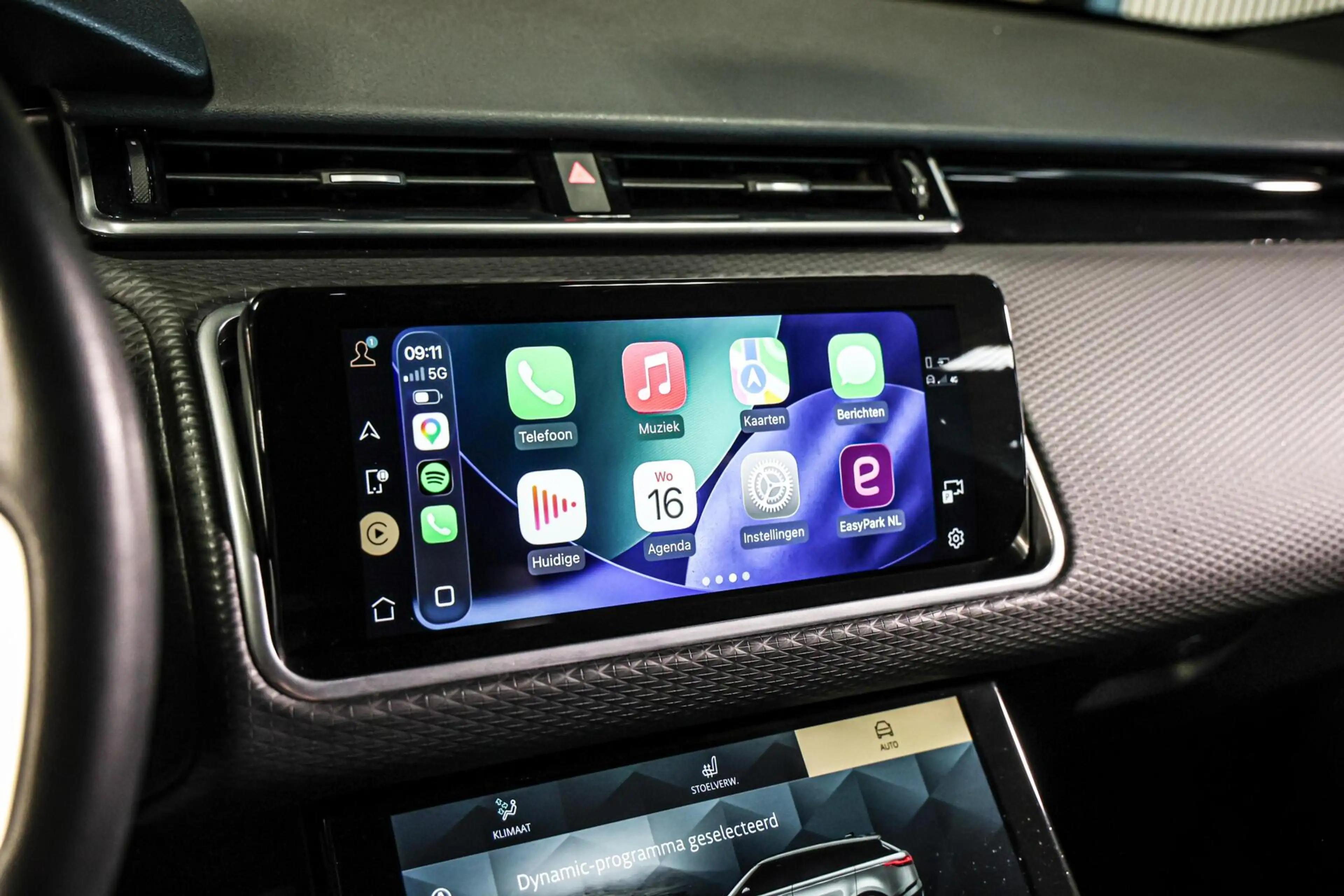 Land Rover Range Rover Velar 2.0 D200 AWD|Grijs kenteken — photo 40