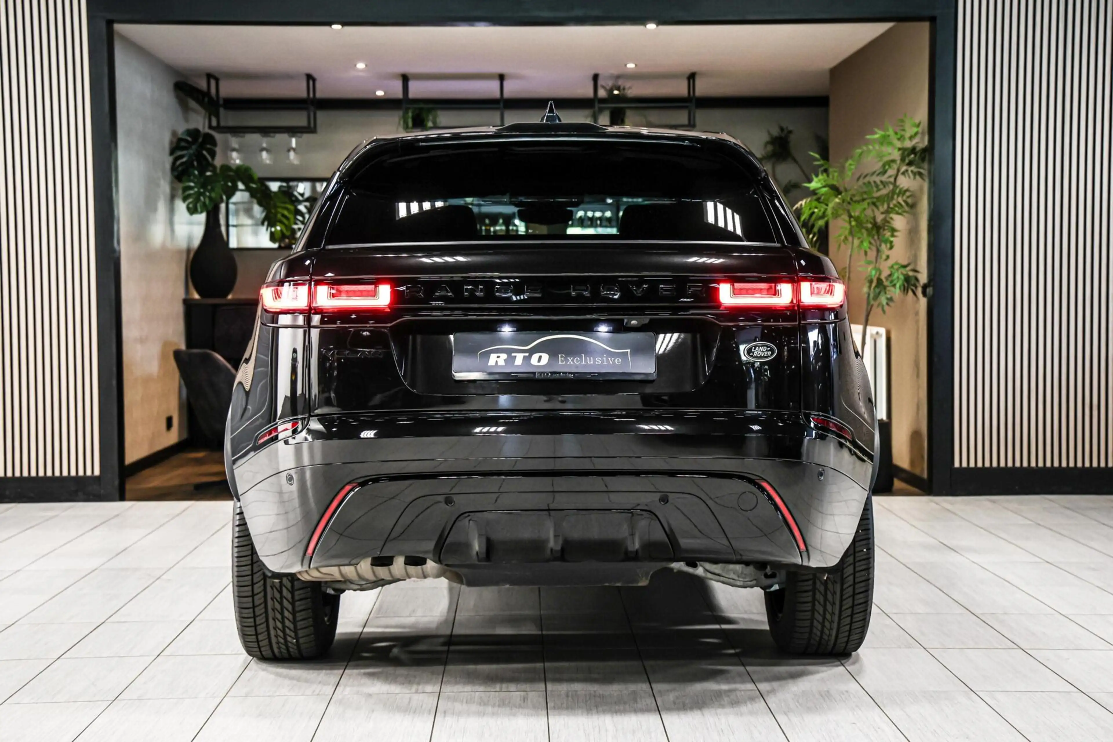 Land Rover Range Rover Velar 2.0 D200 AWD|Grijs kenteken — photo 22