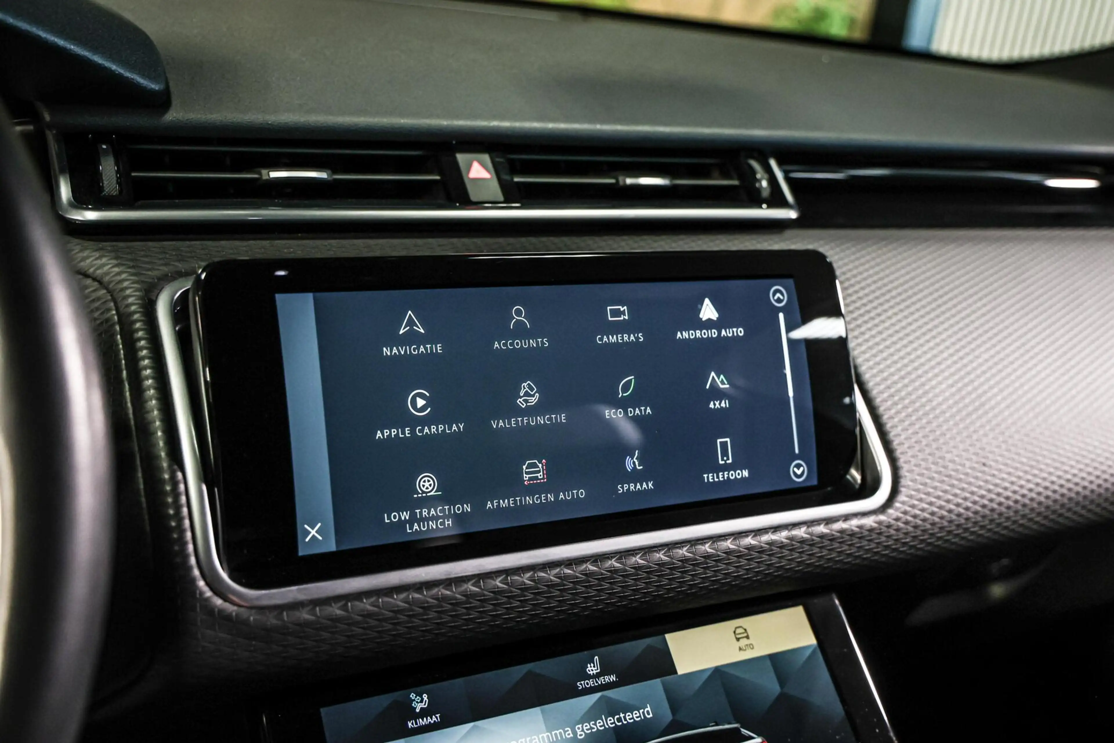 Land Rover Range Rover Velar 2.0 D200 AWD|Grijs kenteken — photo 35