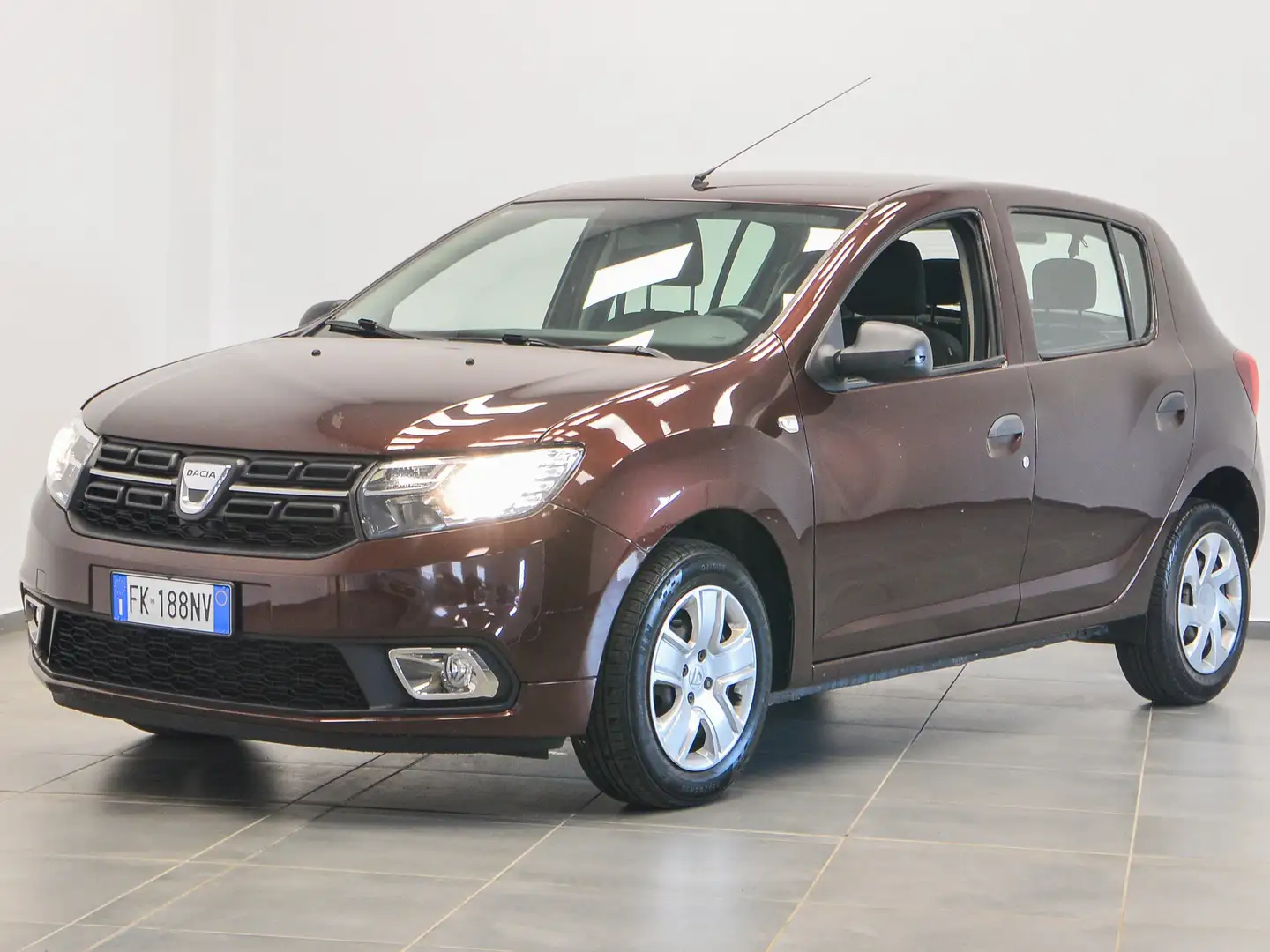 Dacia Sandero Sandero 1.0 sce Laureate 73cv Marrone - 1